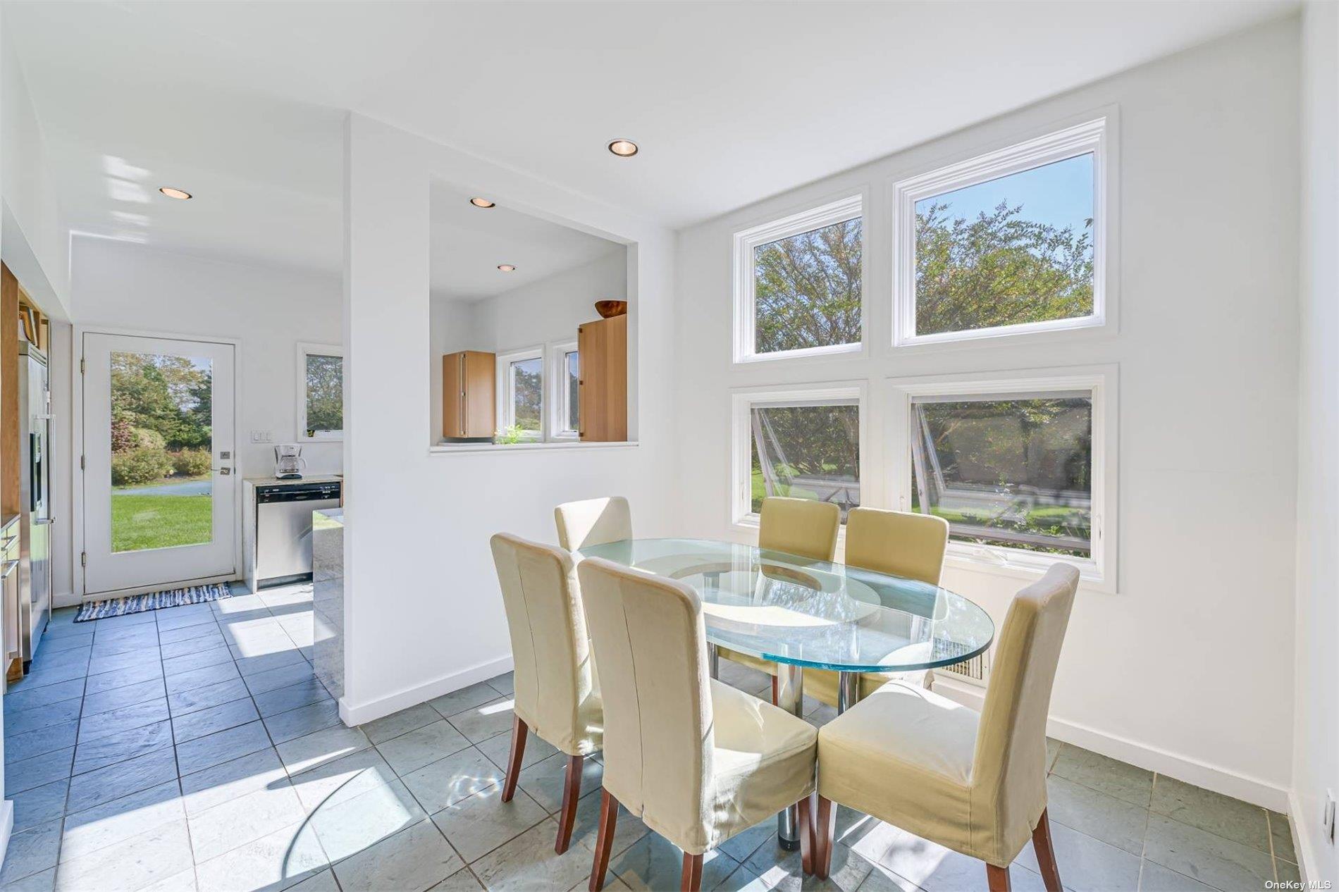 701 Halsey Lane, Bridgehampton, NY 11932