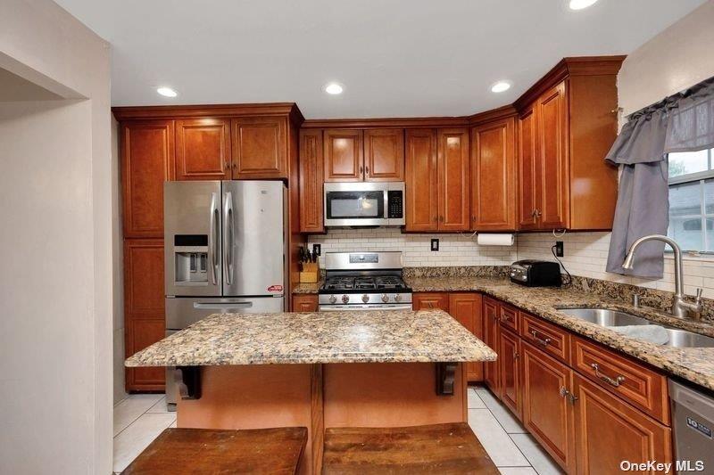 216 Swalm Street # A, Westbury, NY 11590