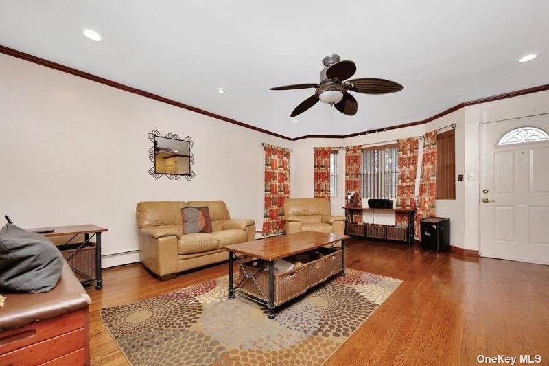 216 Swalm Street # A, Westbury, NY 11590