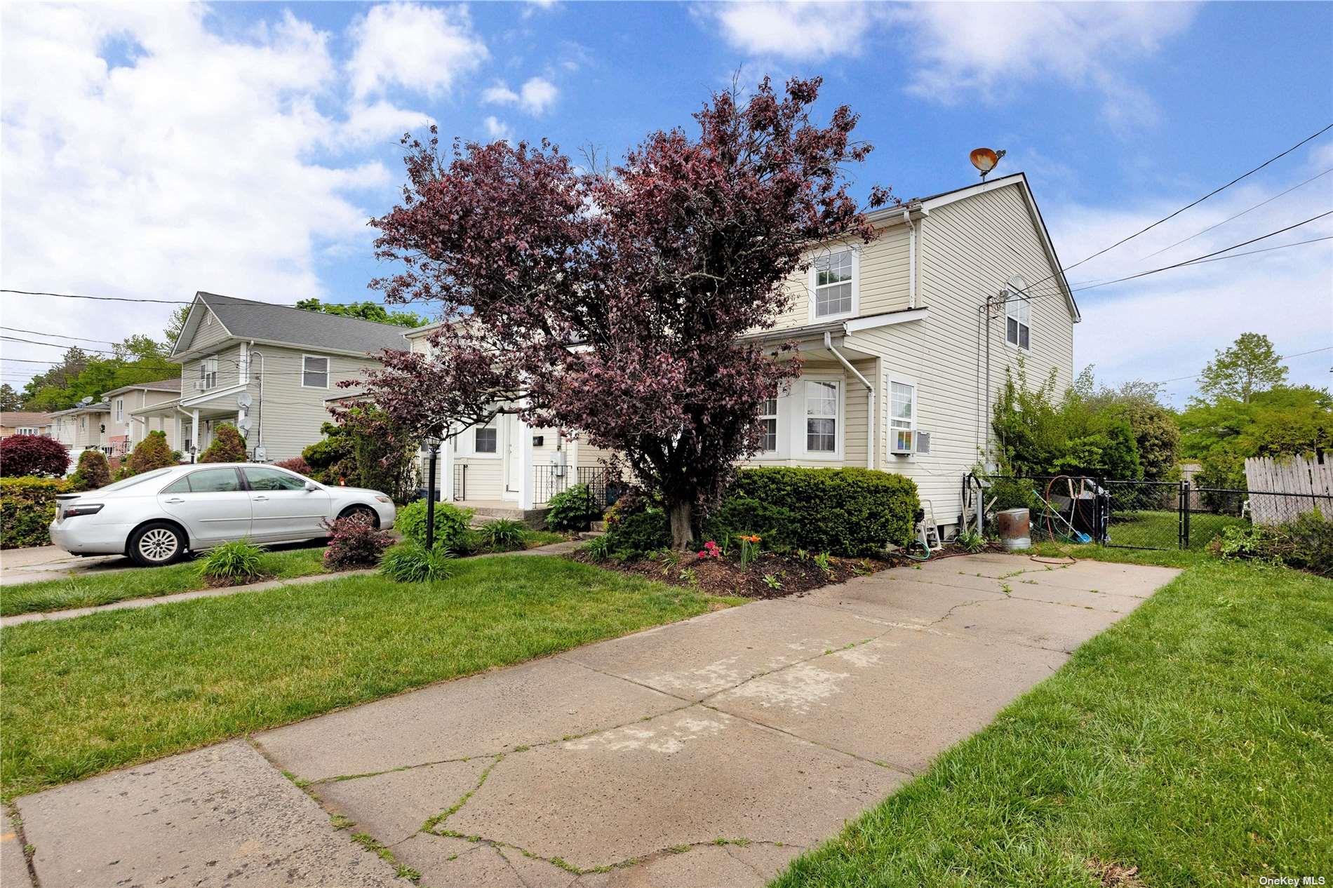 216 Swalm Street # A, Westbury, NY 11590