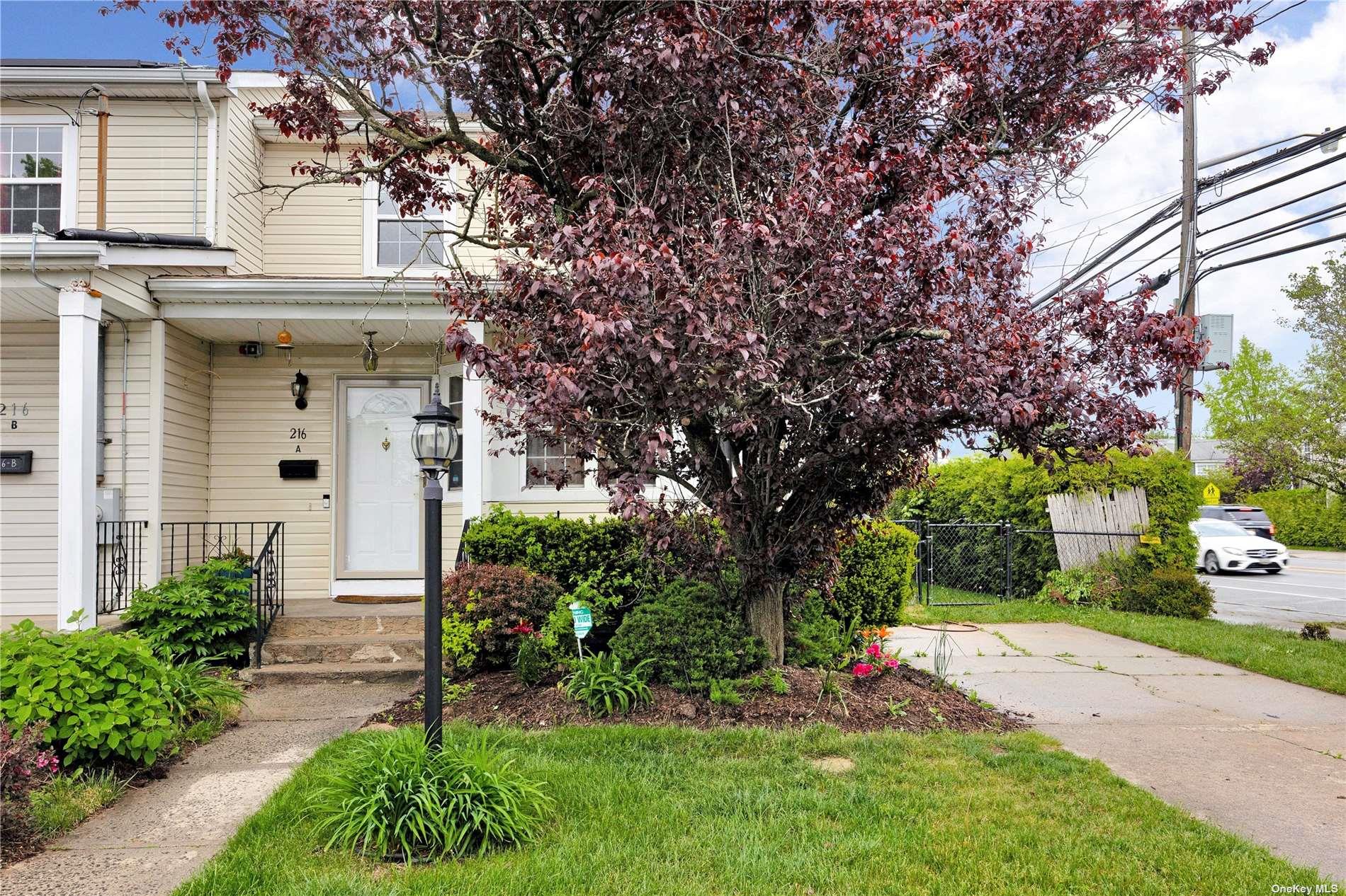 216 Swalm Street # A, Westbury, NY 11590