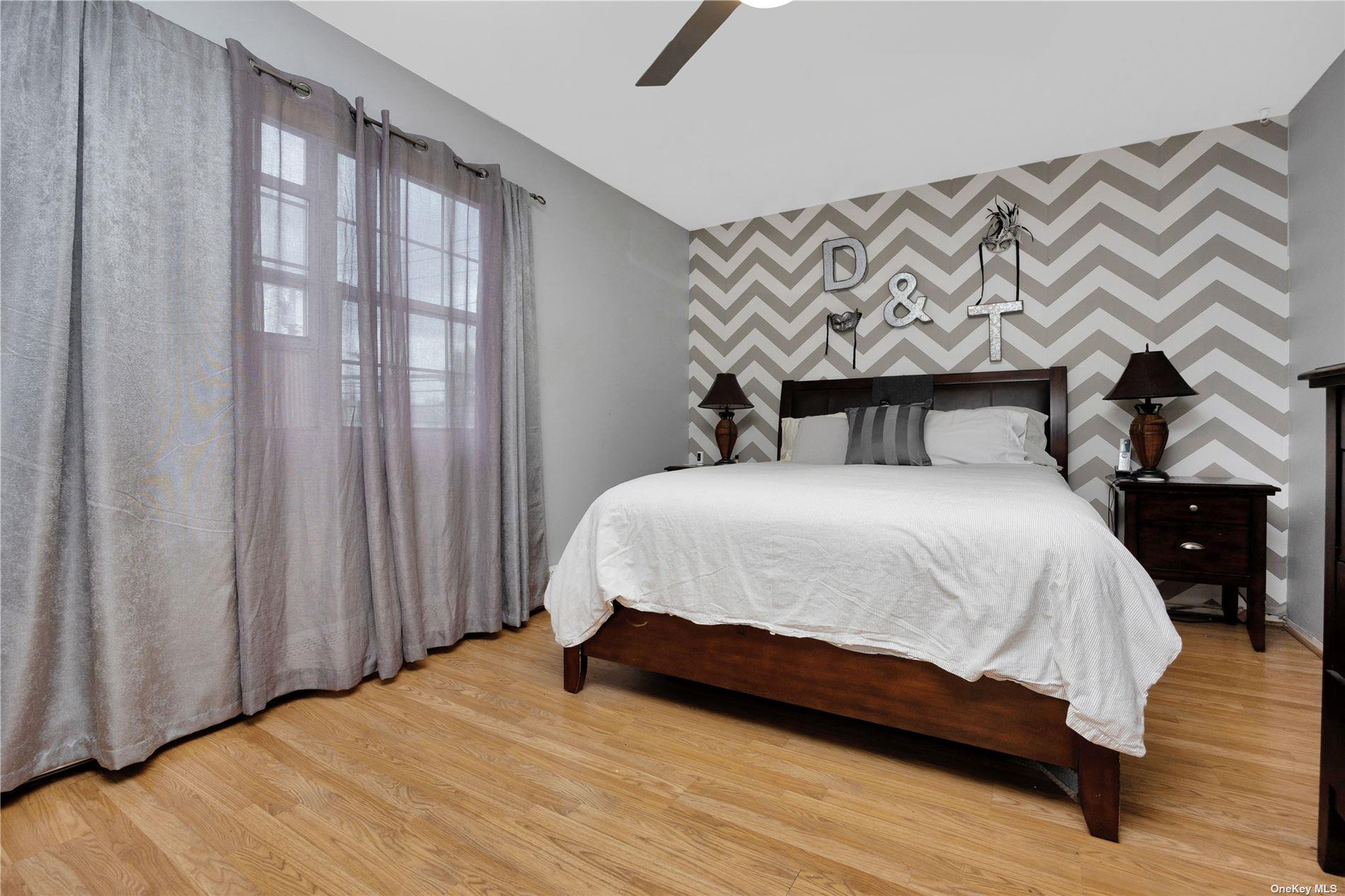 216 Swalm Street # A, Westbury, NY 11590