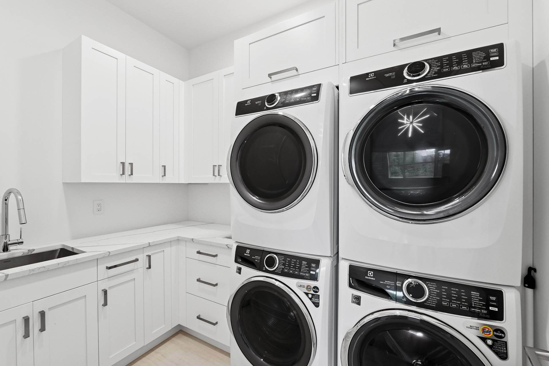 5 White Oak Lane, Southampton, NY 11968