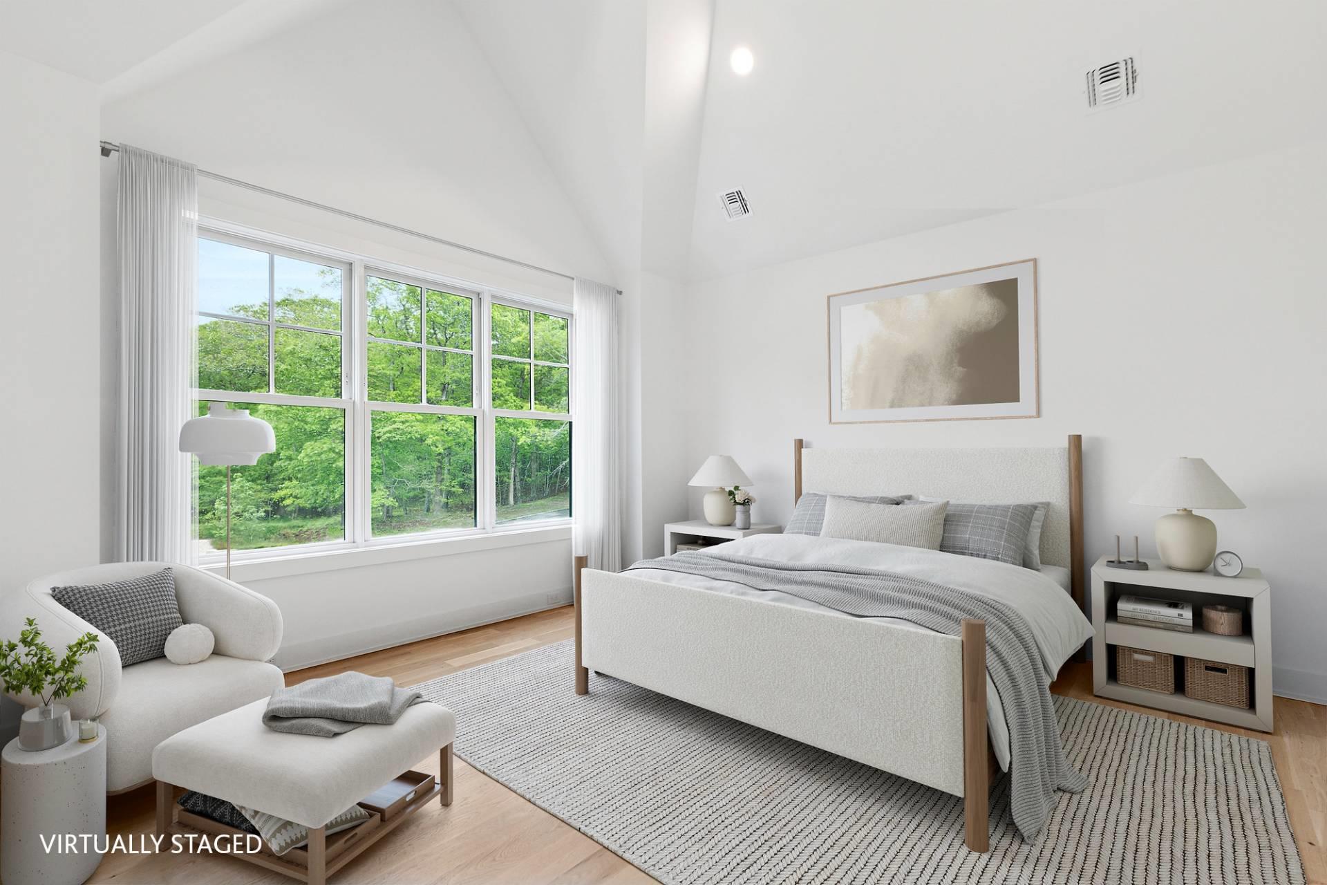 5 White Oak Lane, Southampton, NY 11968