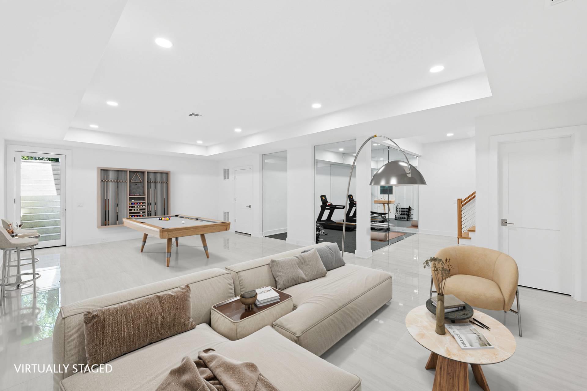 5 White Oak Lane, Southampton, NY 11968