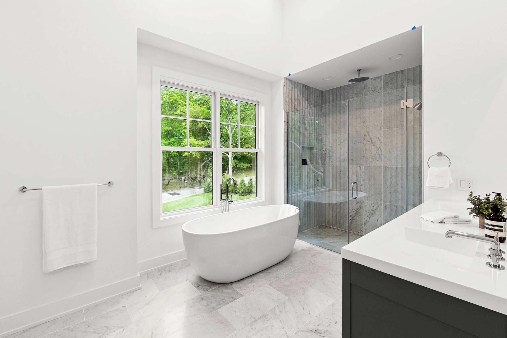 5 White Oak Lane, Southampton, NY 11968