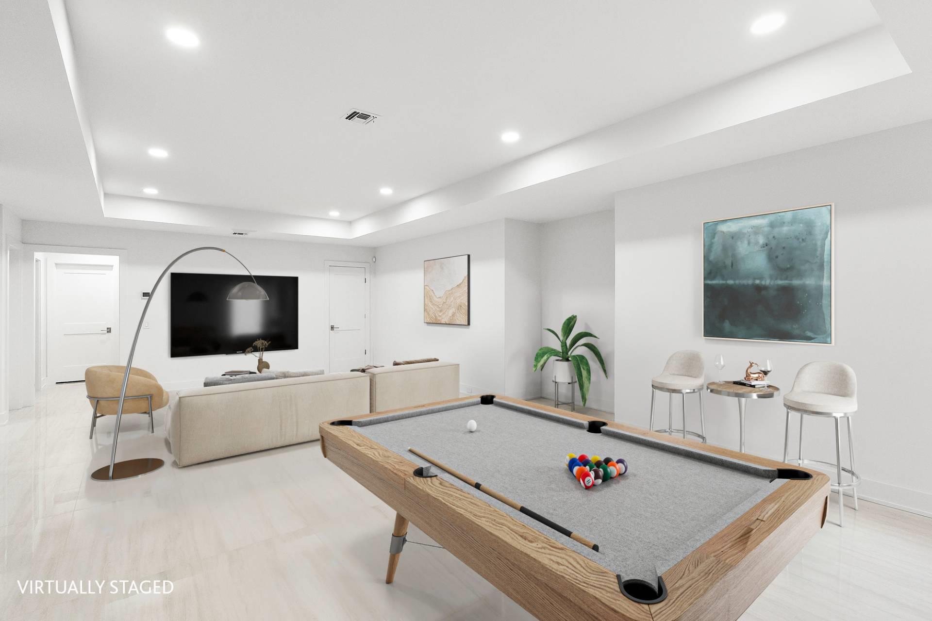 5 White Oak Lane, Southampton, NY 11968