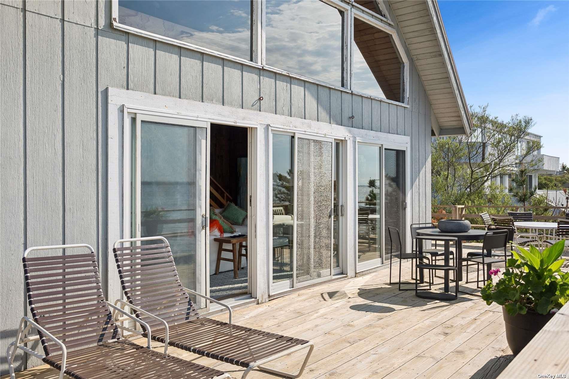 298 Dune Road, Westhampton Beach, NY 11978