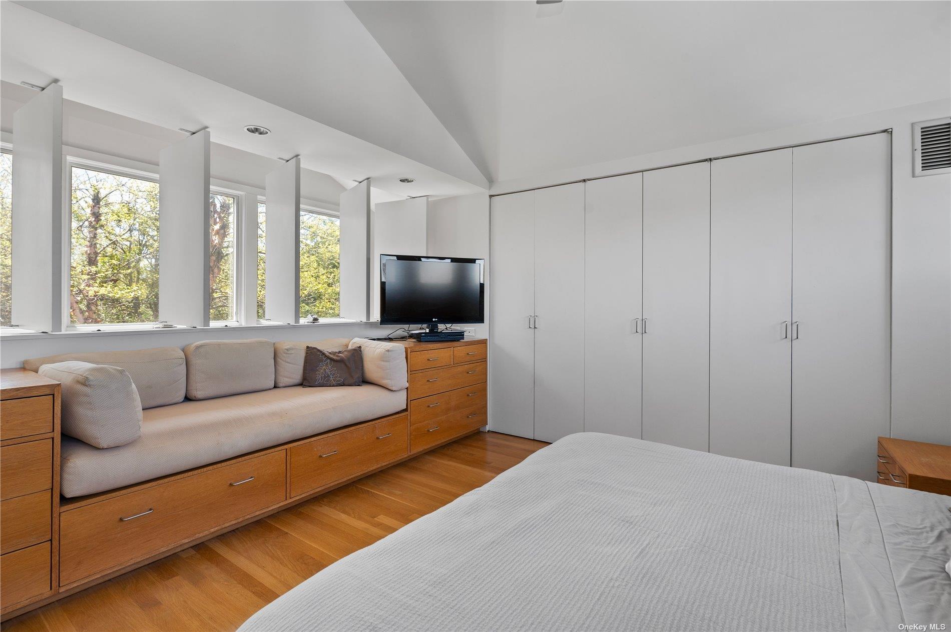 36 Beachwold Avenue, Seaview, NY 11770