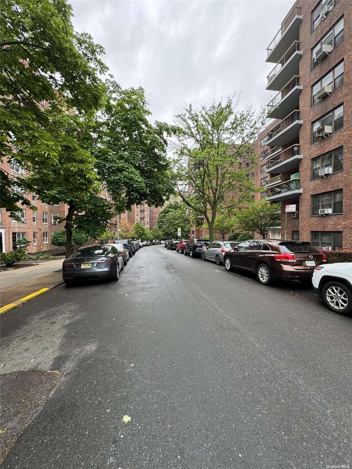 67-76 Booth Street # 1G, Forest Hills, NY 11375