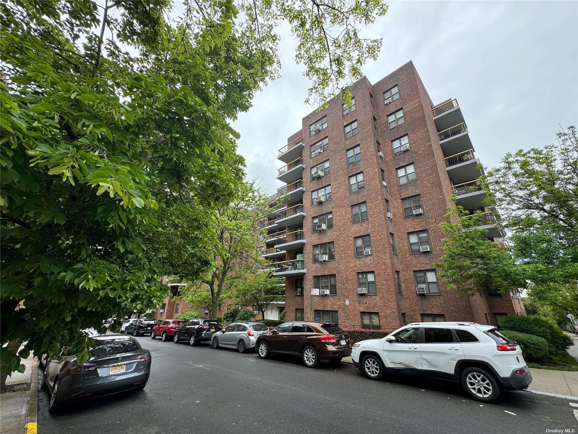 67-76 Booth Street # 1G, Forest Hills, NY 11375