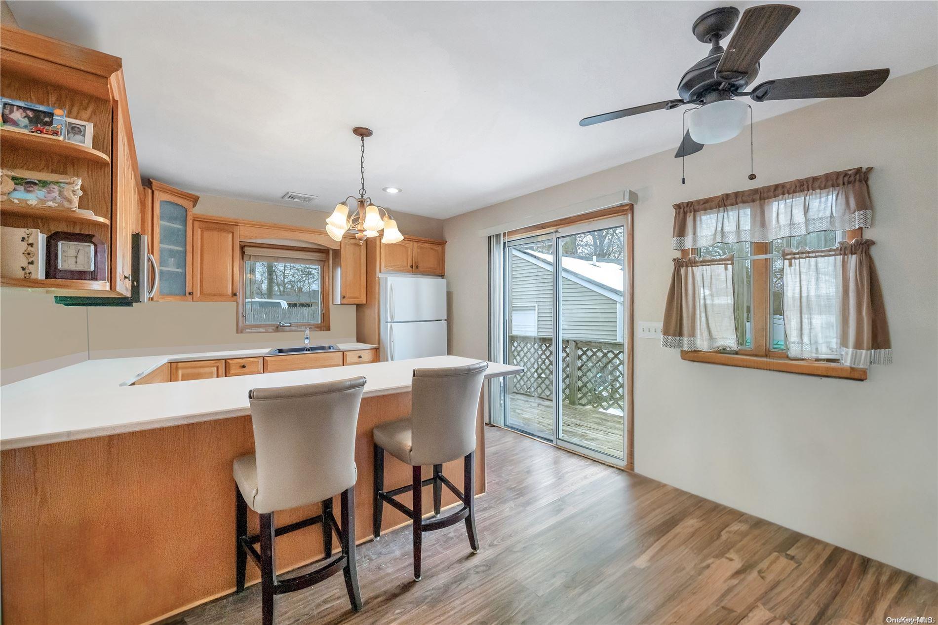 8 New Road, Ronkonkoma, NY 11779