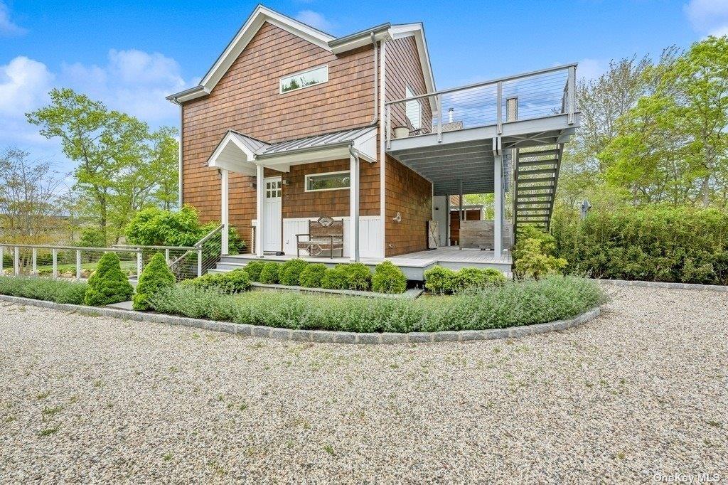 15 Hill Side Lane, East Hampton, NY 11937