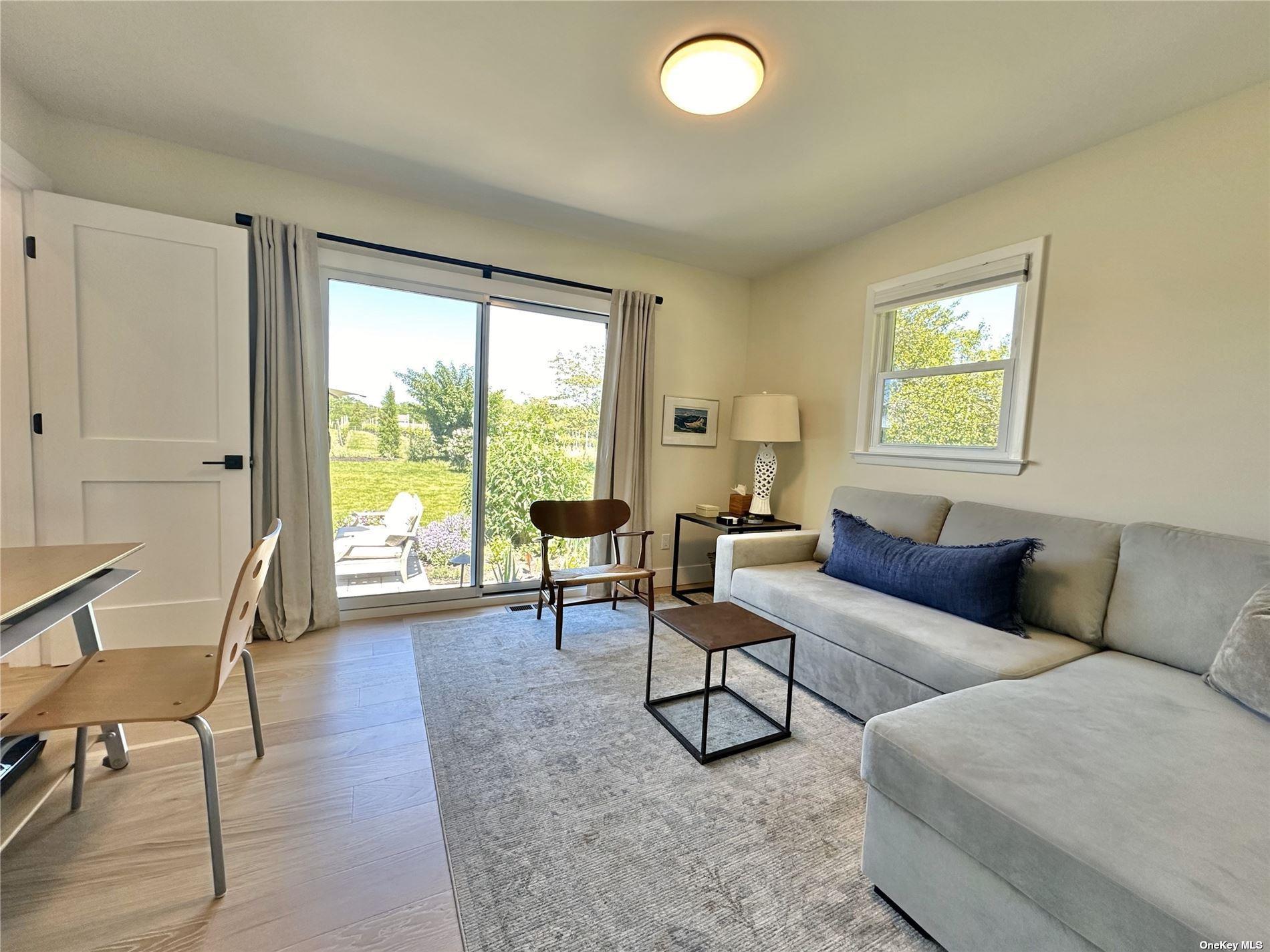 1100 Alvahs Lane, Cutchogue, NY 11935