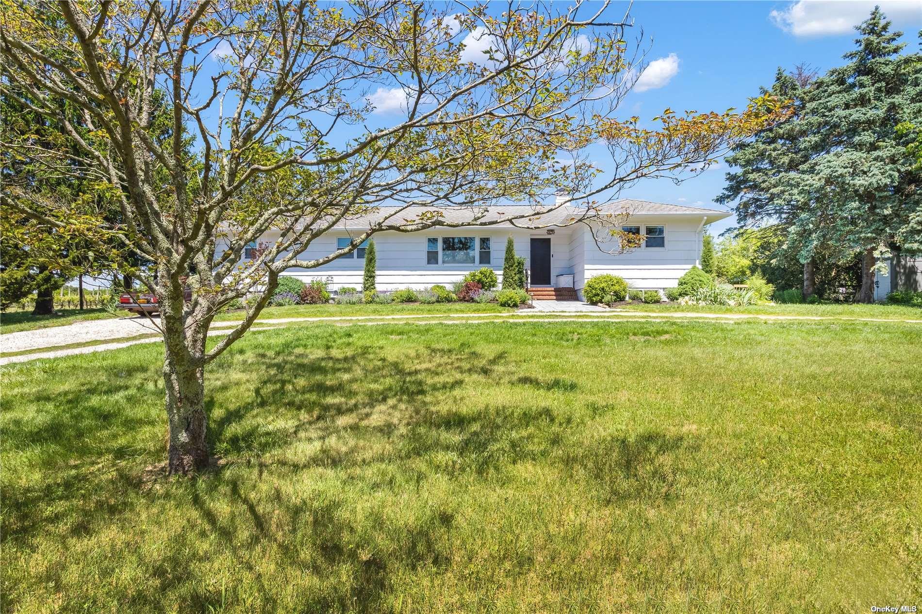 1100 Alvahs Lane, Cutchogue, NY 11935