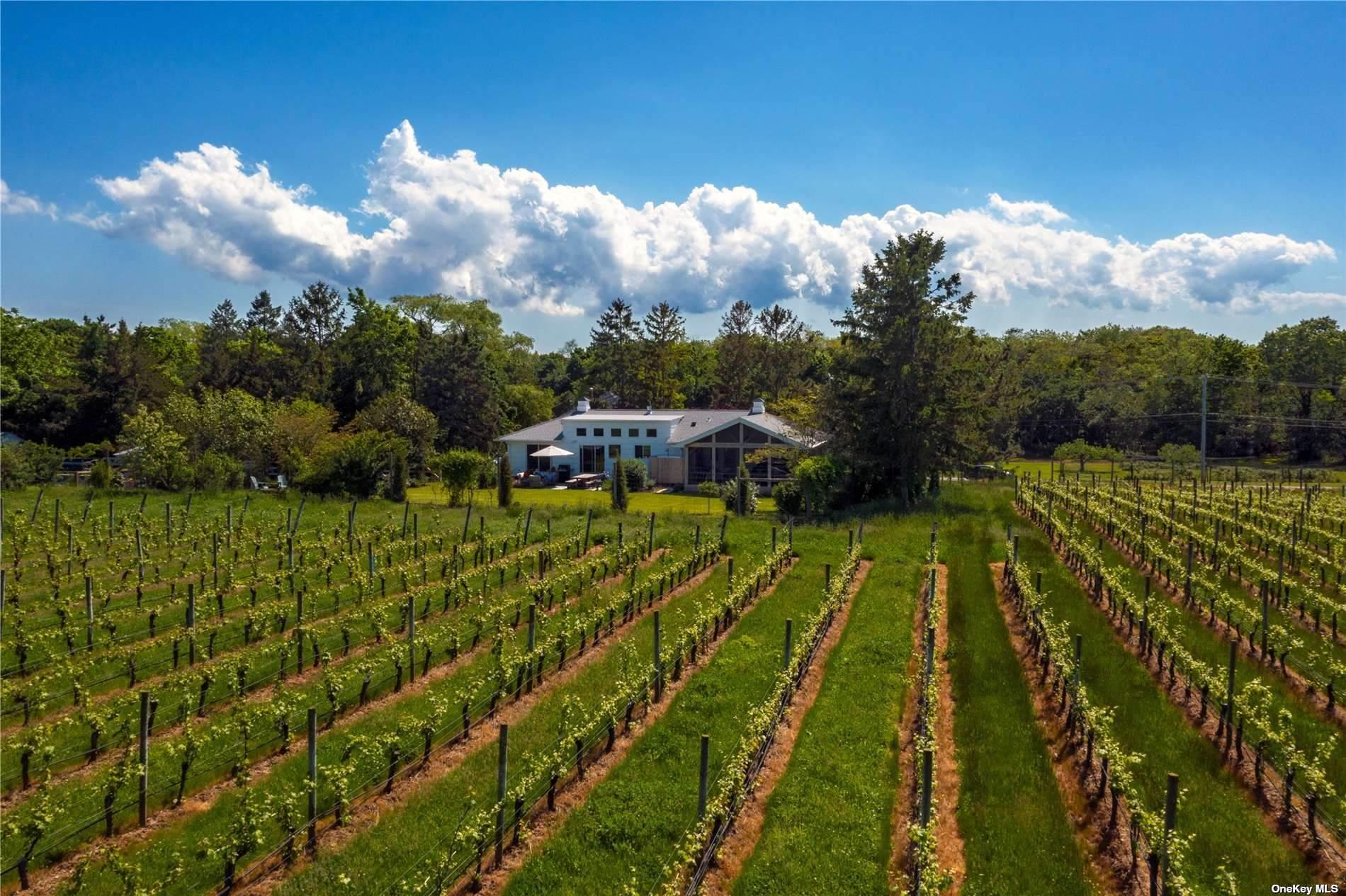 1100 Alvahs Lane, Cutchogue, NY 11935