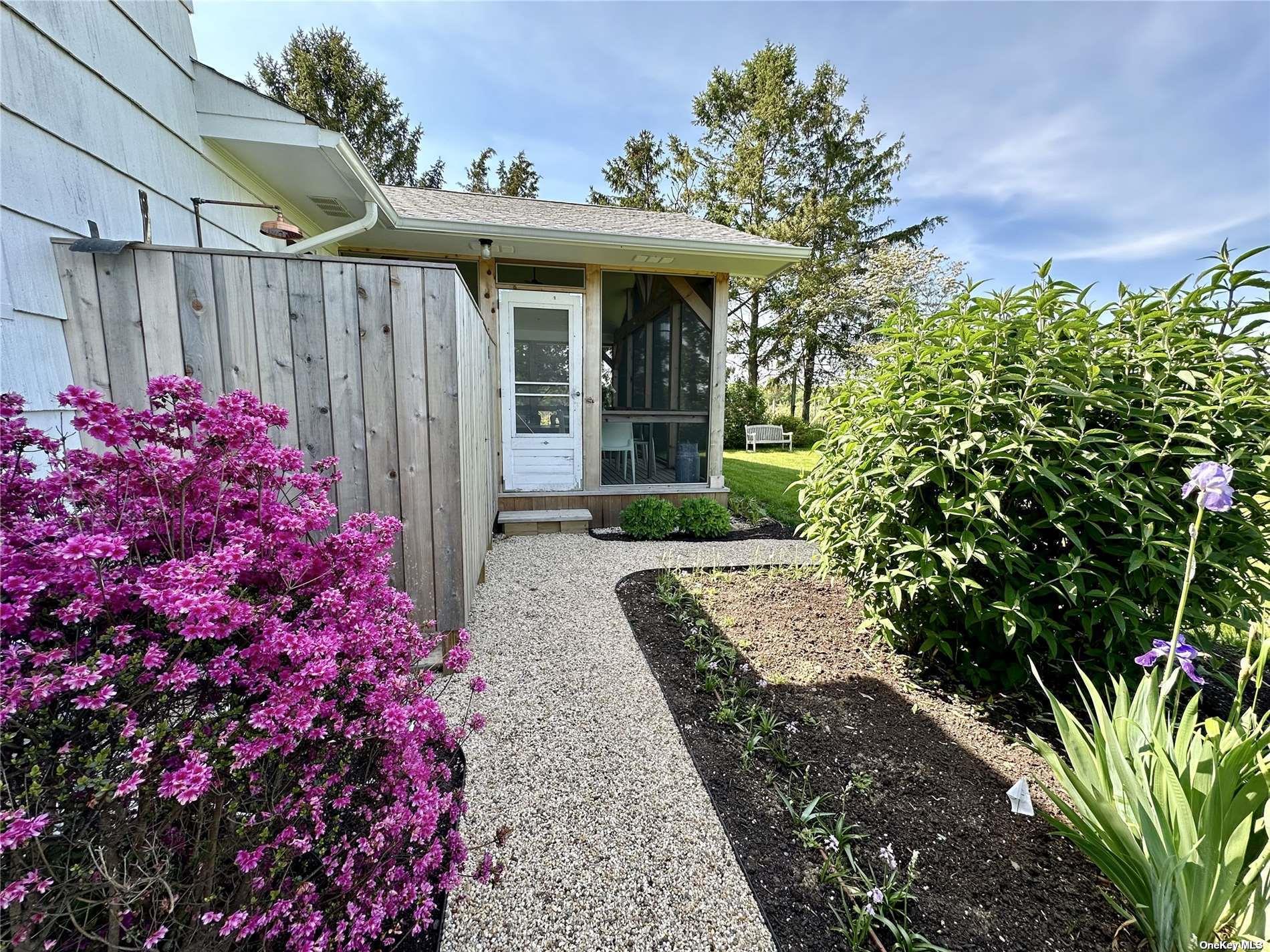 1100 Alvahs Lane, Cutchogue, NY 11935