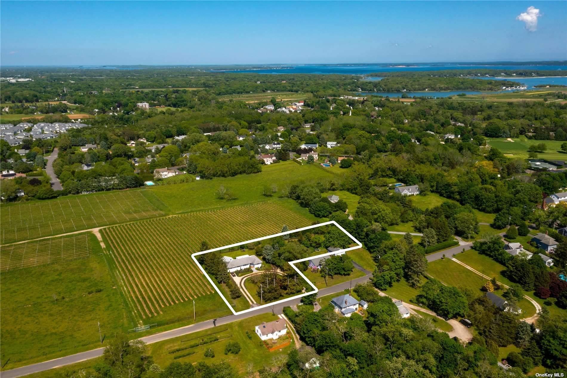 1100 Alvahs Lane, Cutchogue, NY 11935