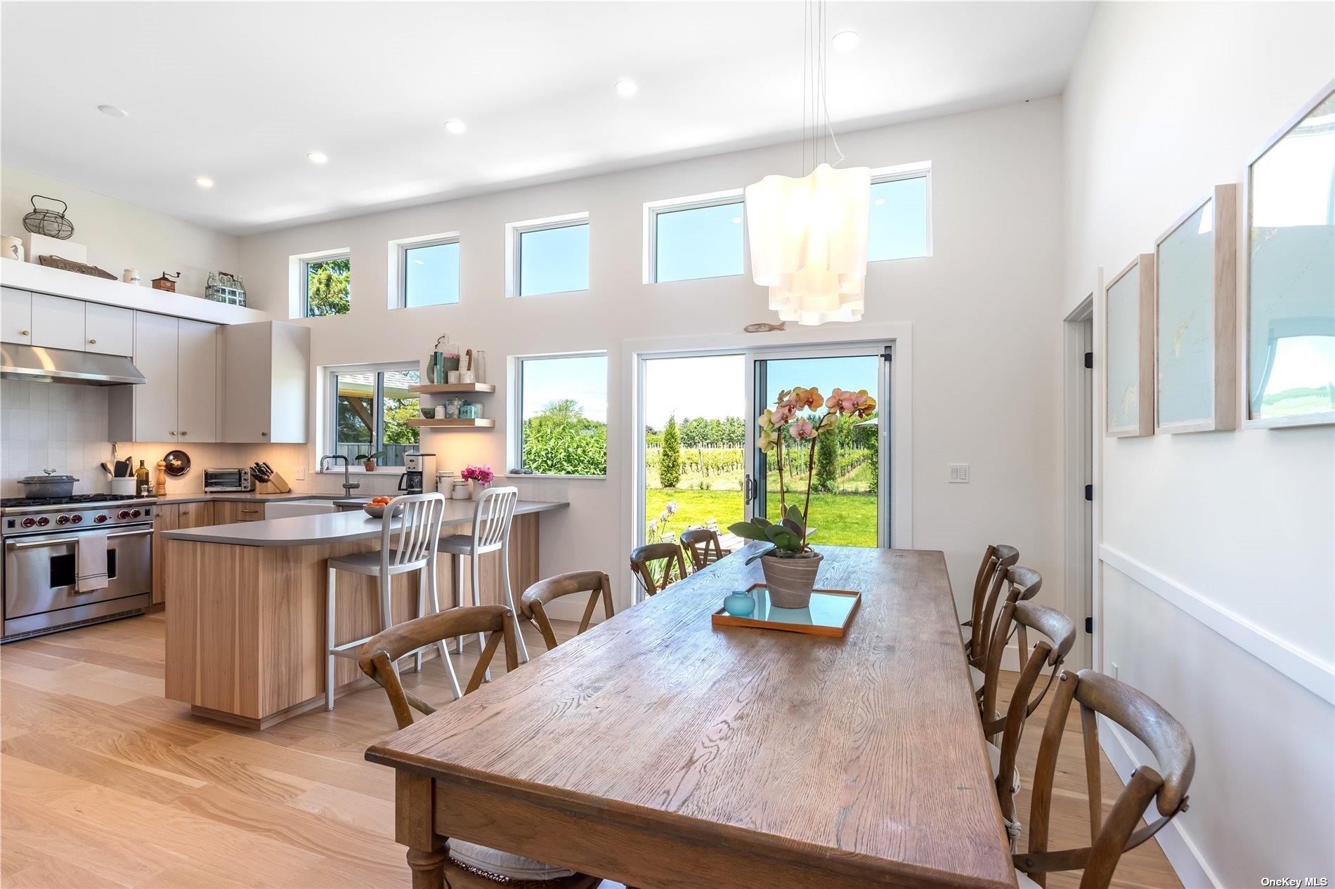 1100 Alvahs Lane, Cutchogue, NY 11935