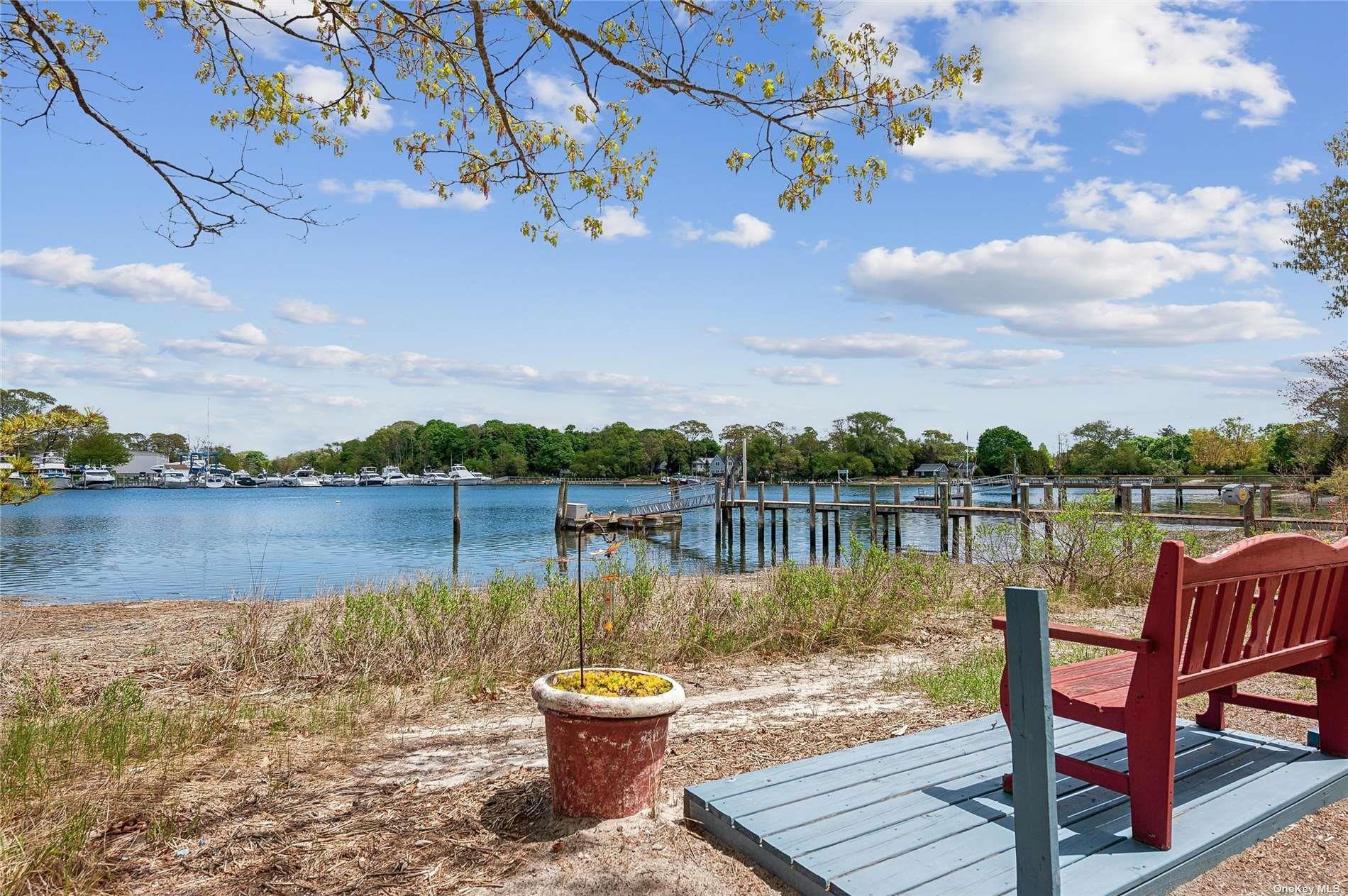 1800 Westphalia Road, Mattituck, NY 11952