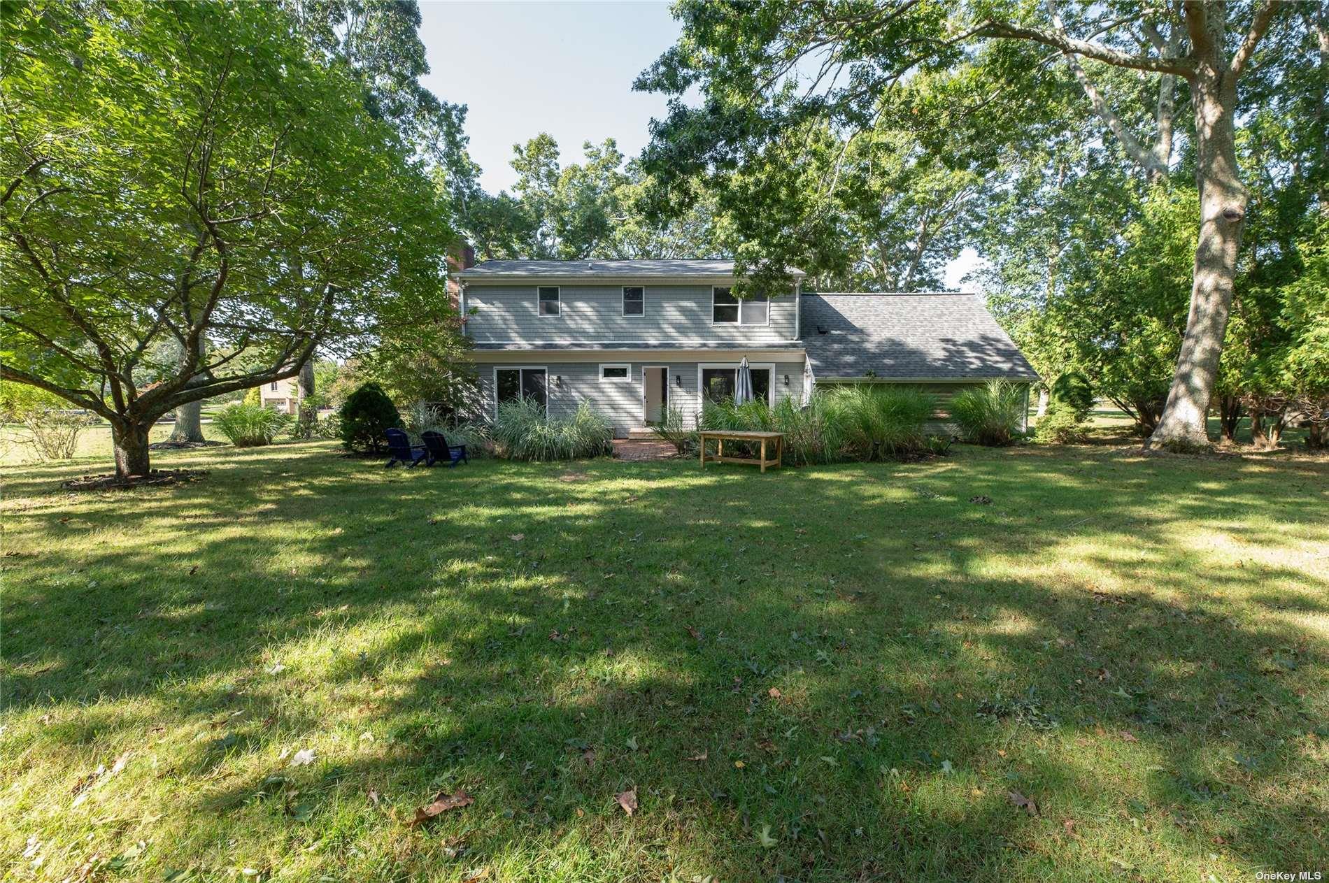 870 Stars Road, East Marion, NY 11939