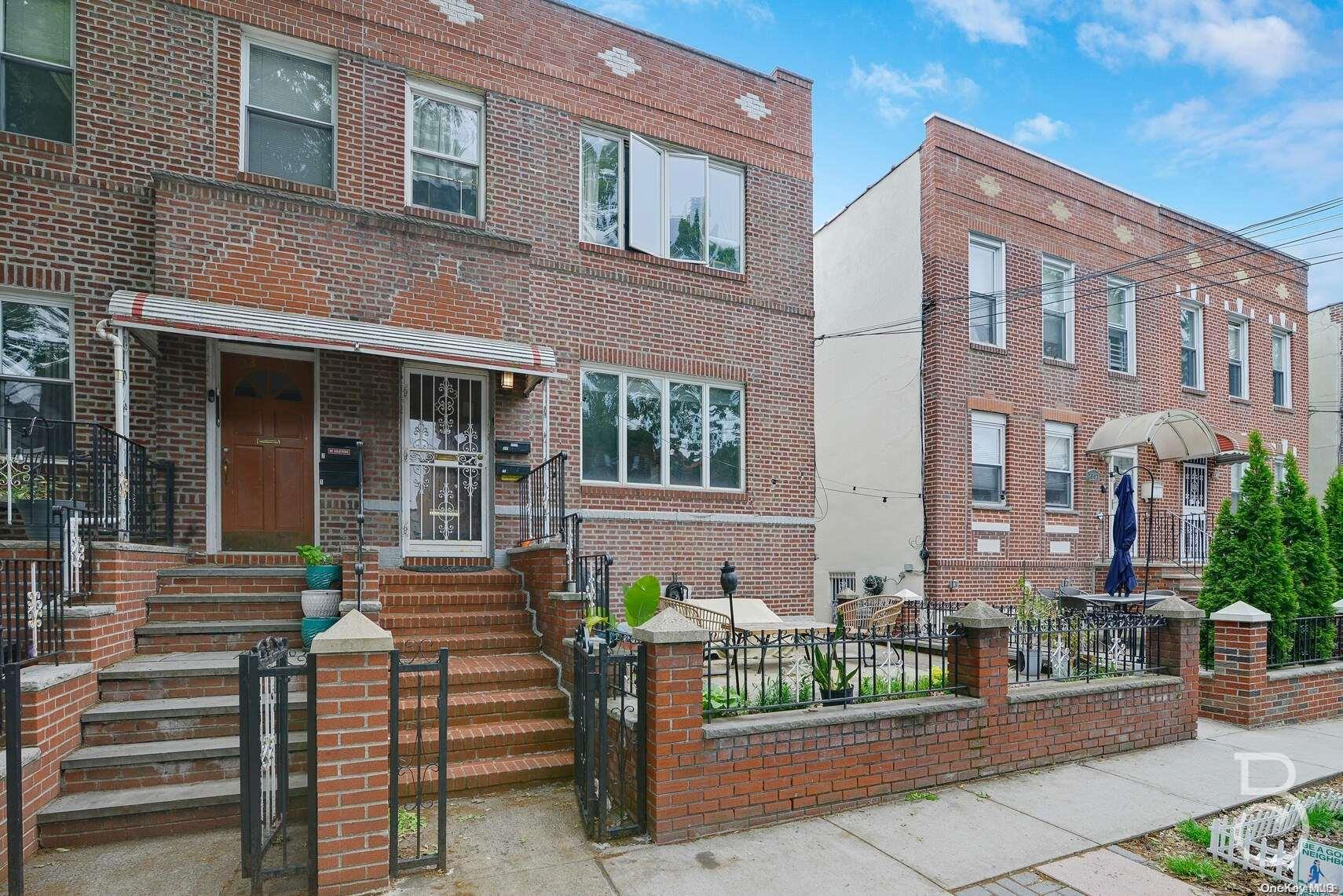 23-61 Crescent Street, Astoria, NY 11105