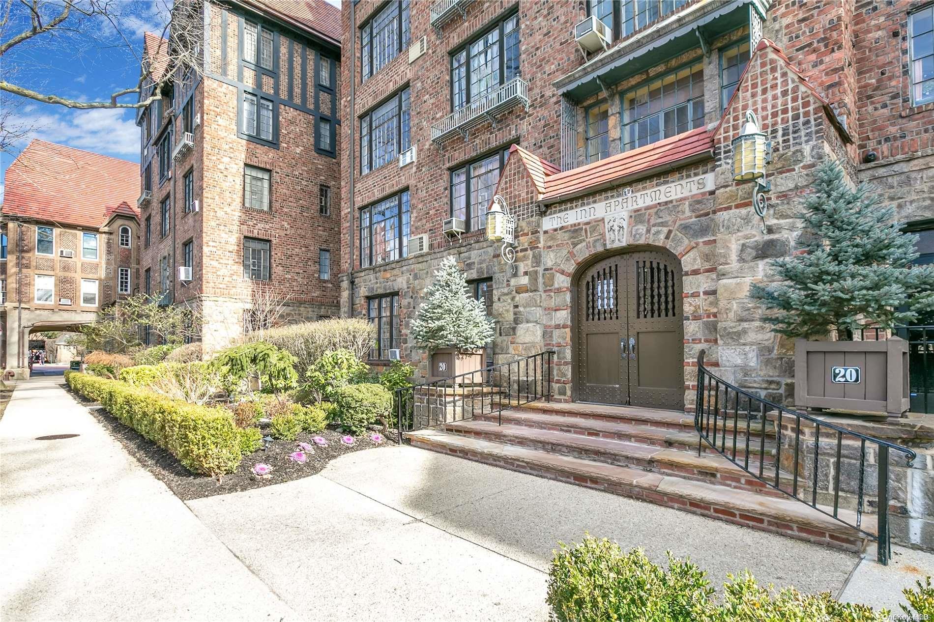 20 Continental Avenue # 1S, Forest Hills, NY 11375