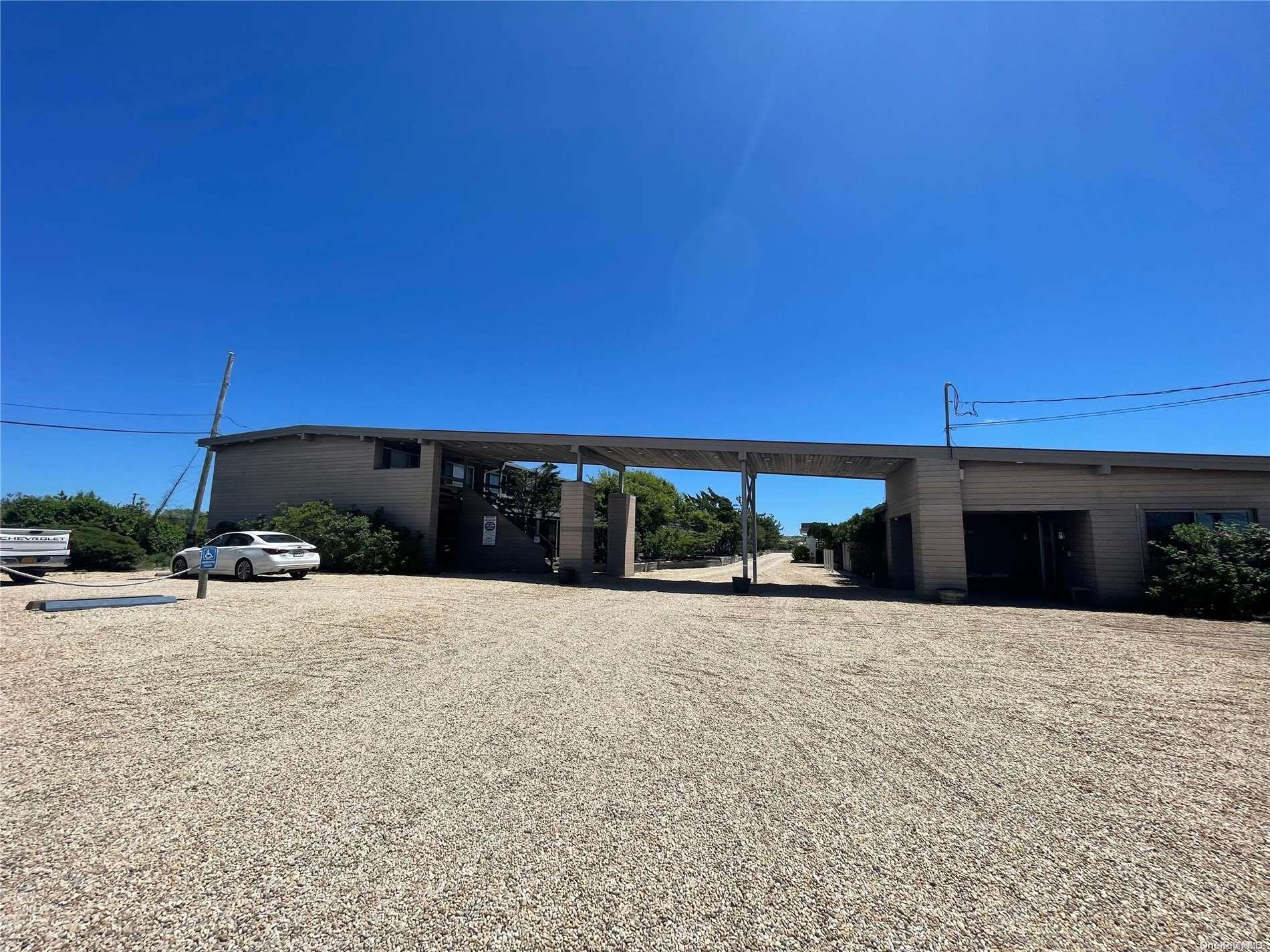 2136 Montauk Highway # 107, Amagansett, NY 11930