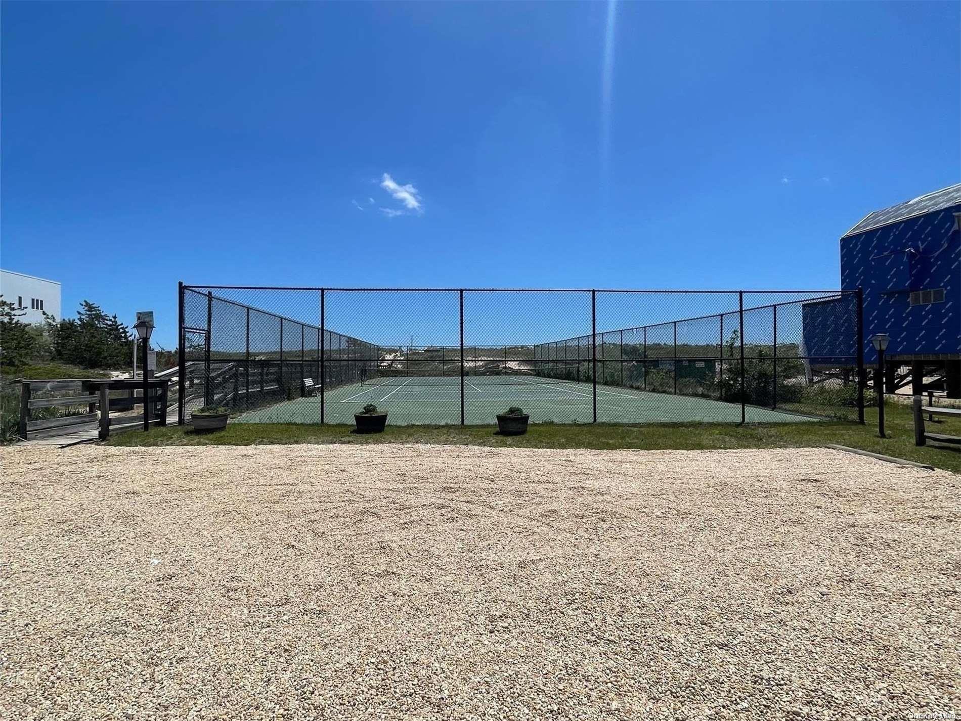 2136 Montauk Highway # 107, Amagansett, NY 11930