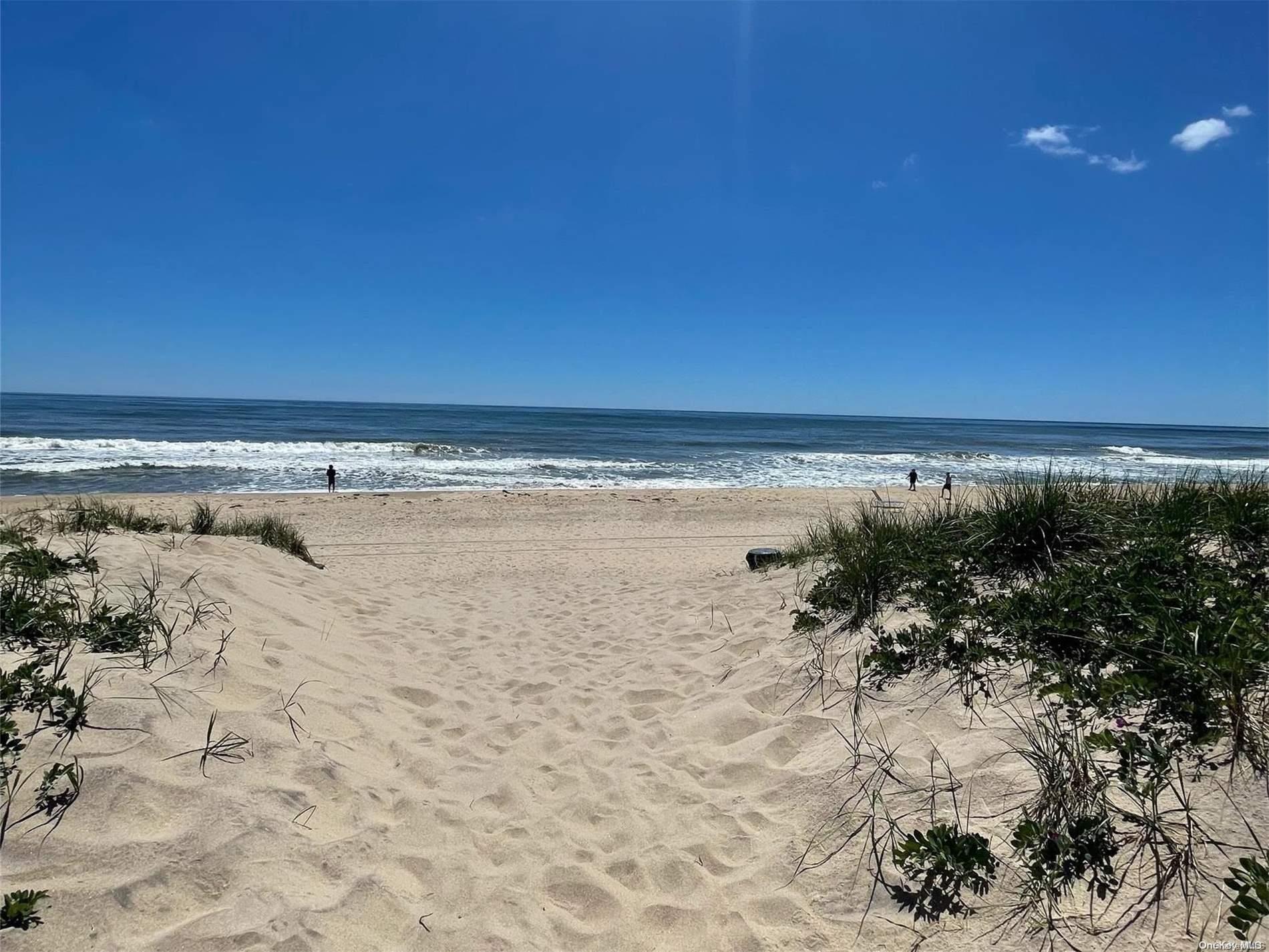 2136 Montauk Highway # 107, Amagansett, NY 11930