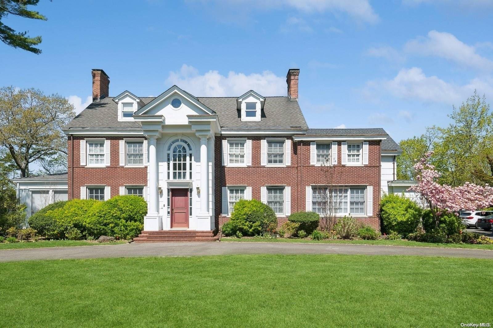 101 Cedar Avenue, Hewlett Bay Park, NY 11557