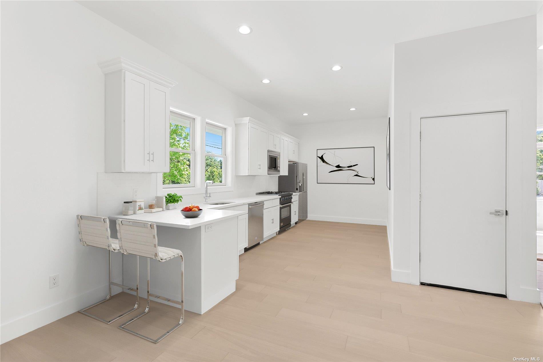 21 Montauk Hwy #3 # 3, Westhampton, NY 11977