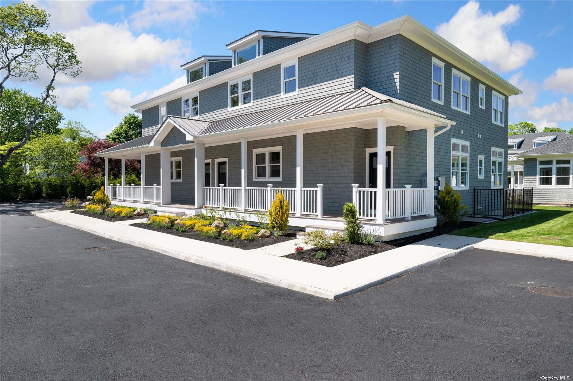 21 Montauk Hwy #8 # 8, Westhampton, NY 11977