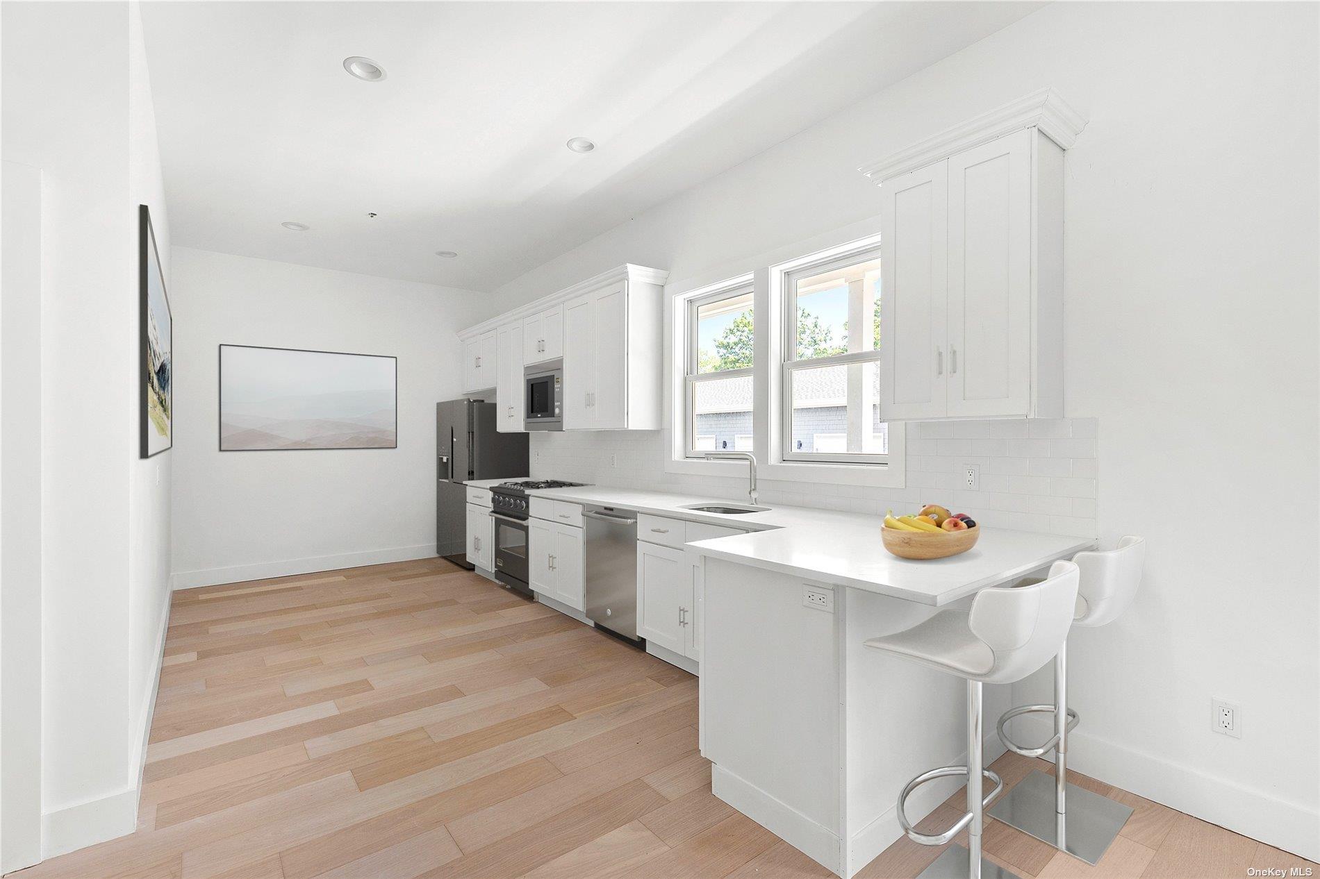 21 Montauk Hwy #8 # 8, Westhampton, NY 11977