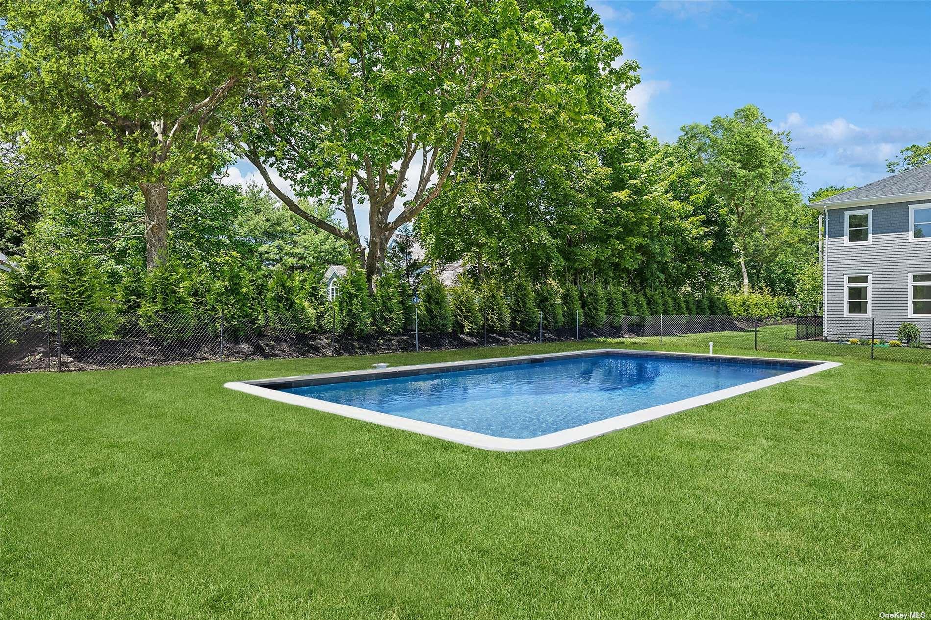 21 Montauk Hwy #10 # 10, Westhampton, NY 11977