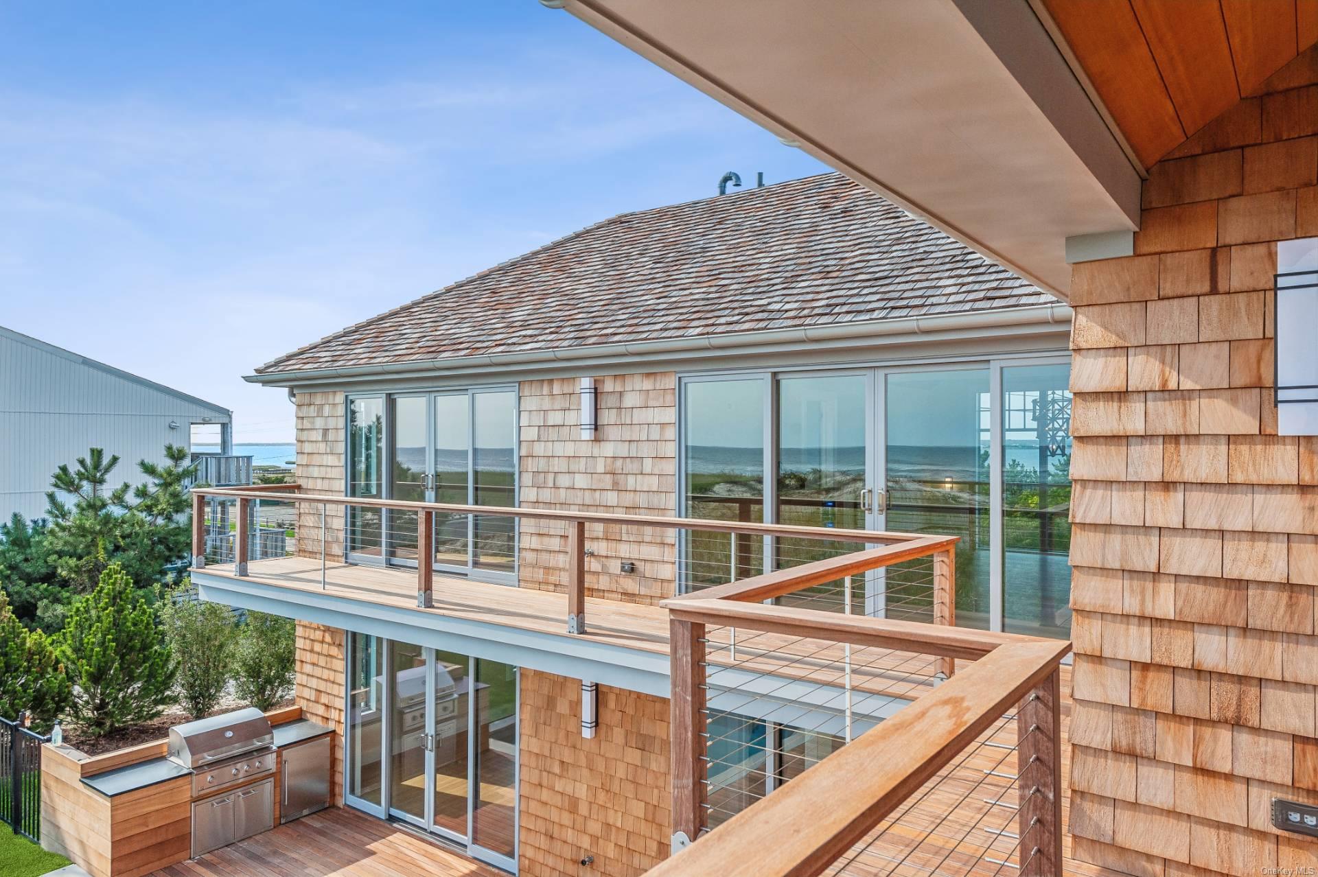 451 Dune Road, Westhampton Beach, NY 11978