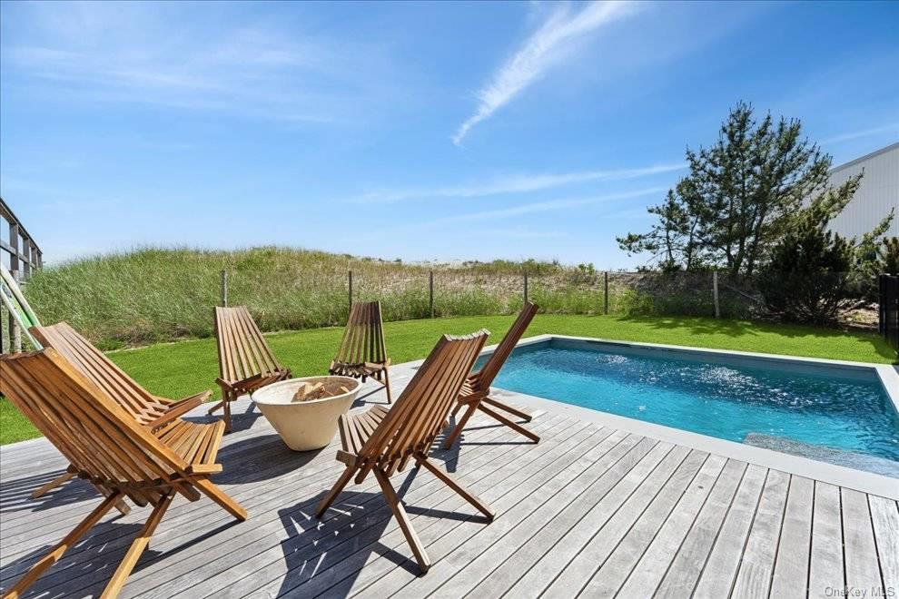 451 Dune Road, Westhampton Beach, NY 11978