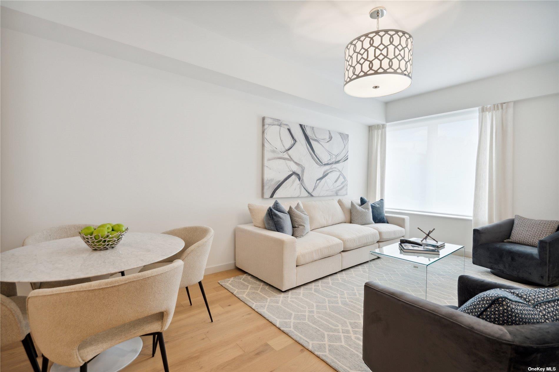 218 Middle Neck Road # 201, Great Neck, NY 11021