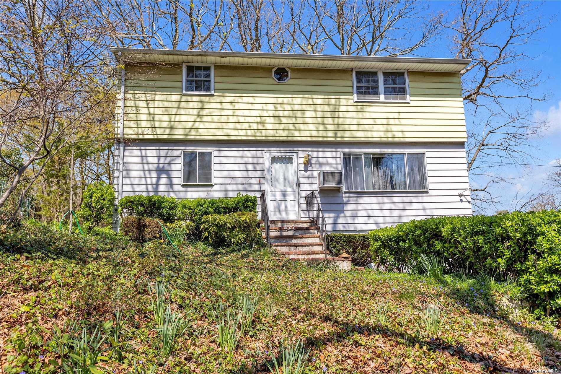 13 Pauline Place, East Northport, NY 11731