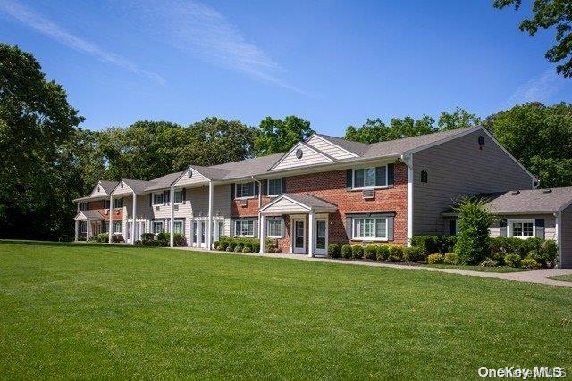 1 Brookwood Drive # 1304 B, Coram, NY 11727