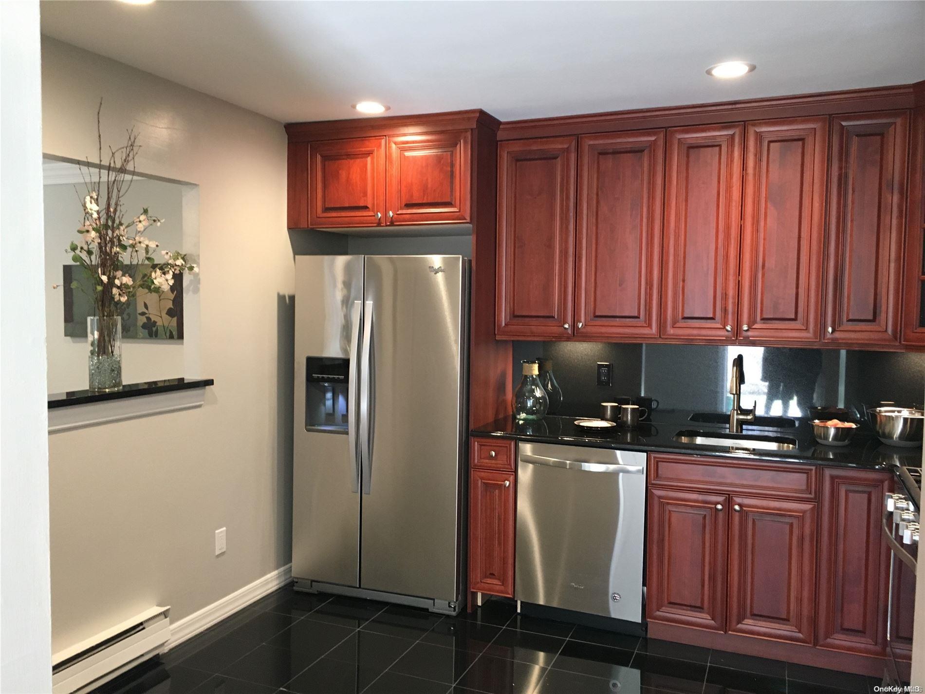 1 Brookwood Drive # 1304 B, Coram, NY 11727