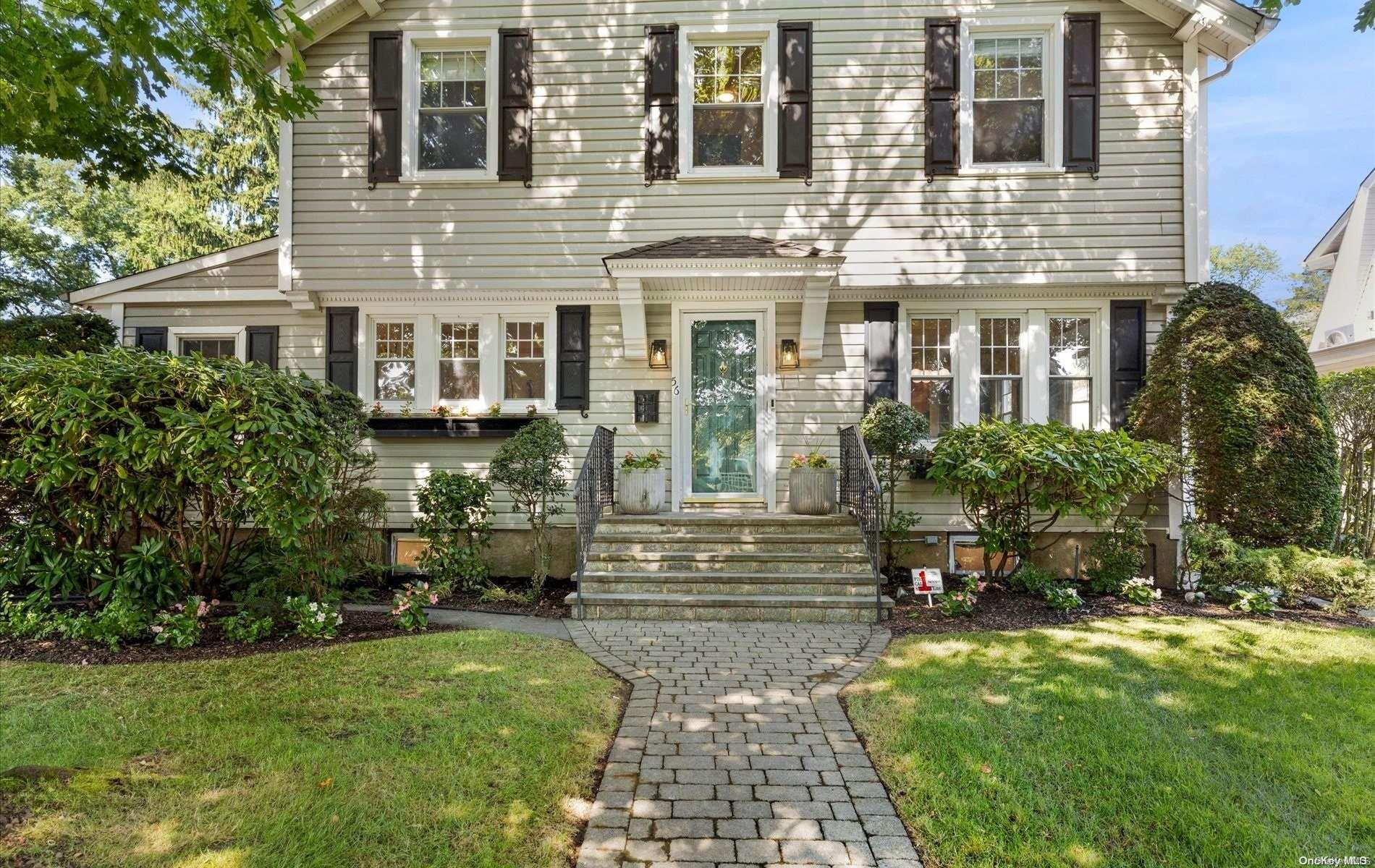 56 Euston Road, Garden City, NY 11530