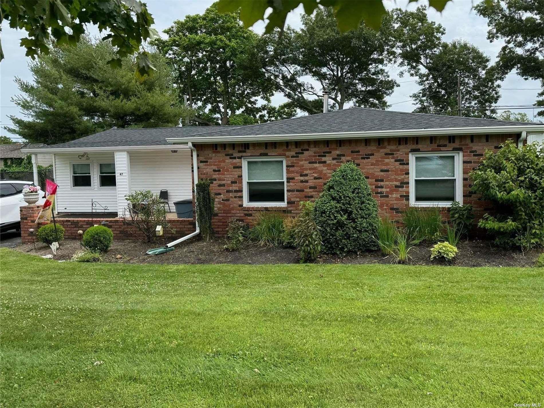 47 College Hills Drive, Farmingville, NY 11738