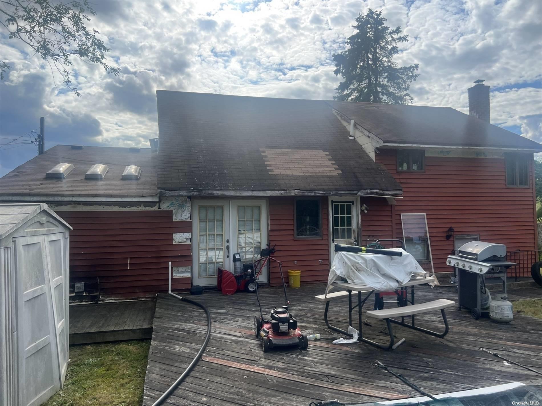 Central Islip, NY 11722