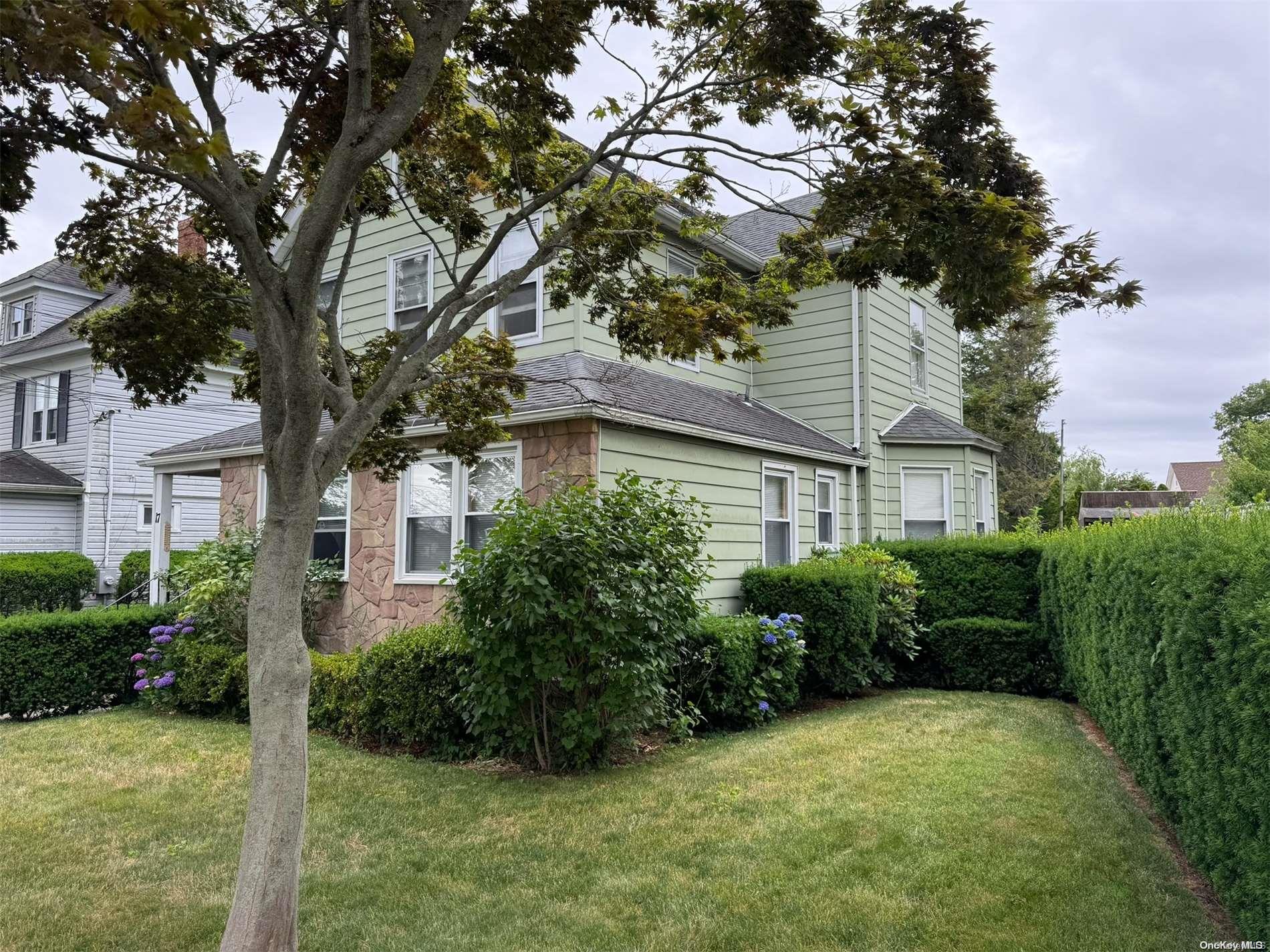 17 S Grand Street, Westbury, NY 11590