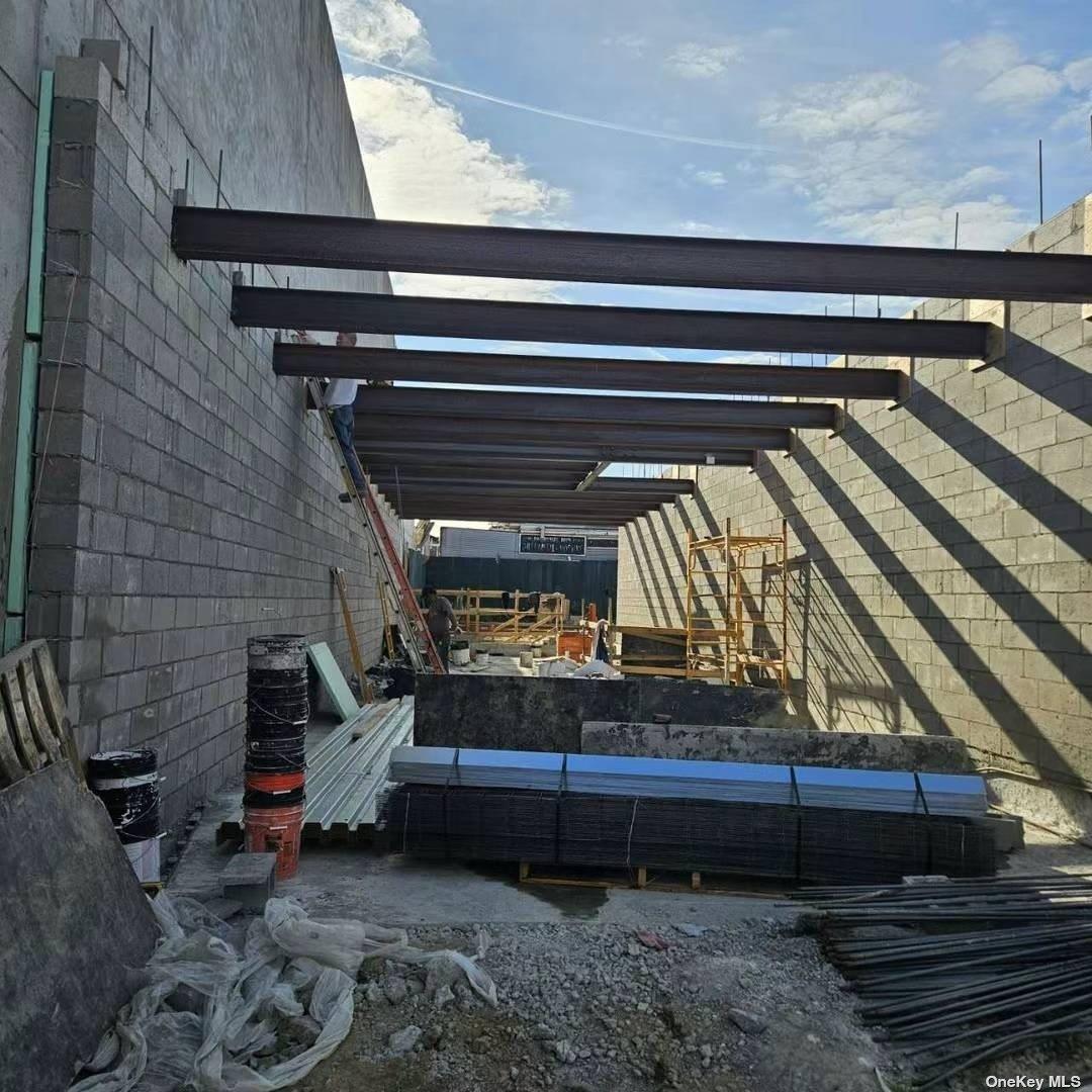 150-20 12th Road, Whitestone, NY 11357