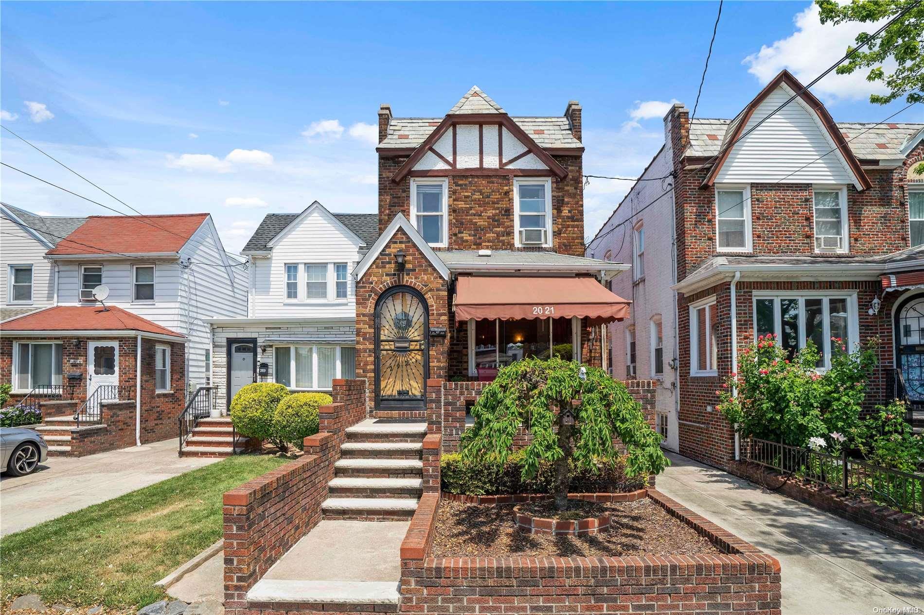 2021 E 36th Street, Marine Park, NY 11234