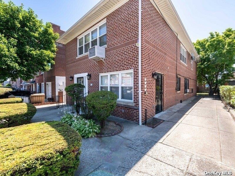 22-61 47th Street, Astoria, NY 11105