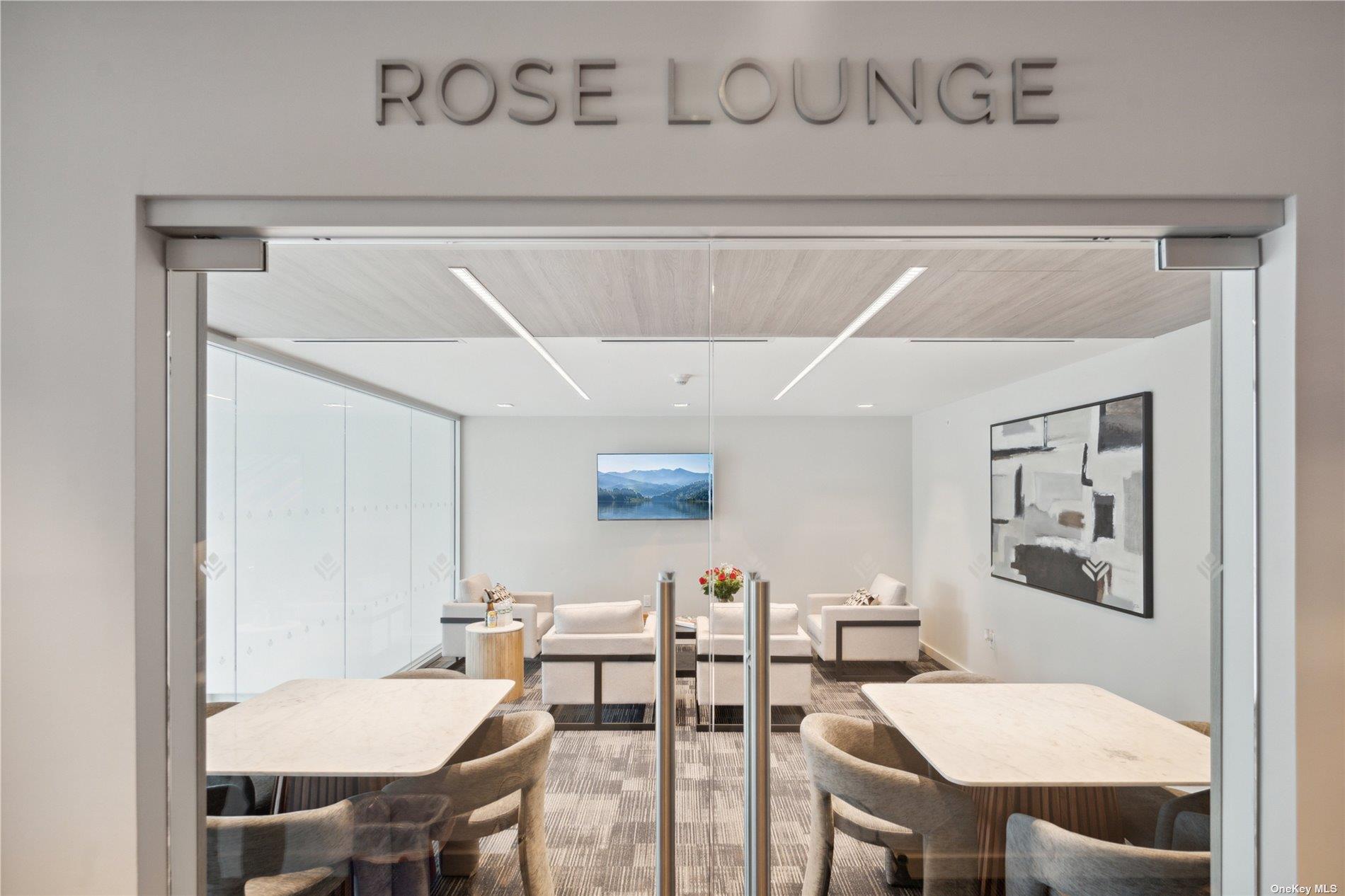 218 Middle Neck Road # 111, Great Neck, NY 11021