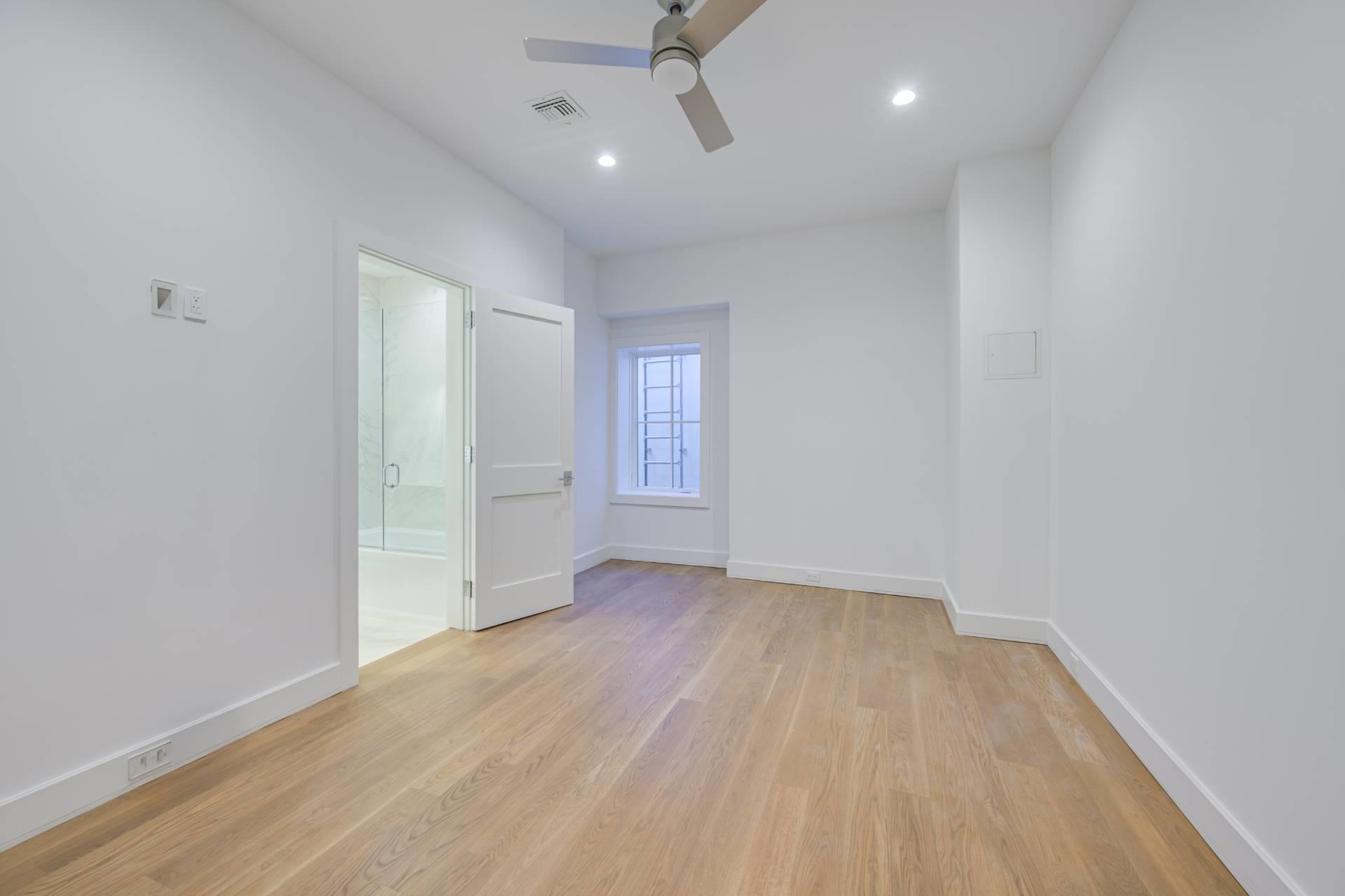 237 N Magee Street, Southampton, NY 11968